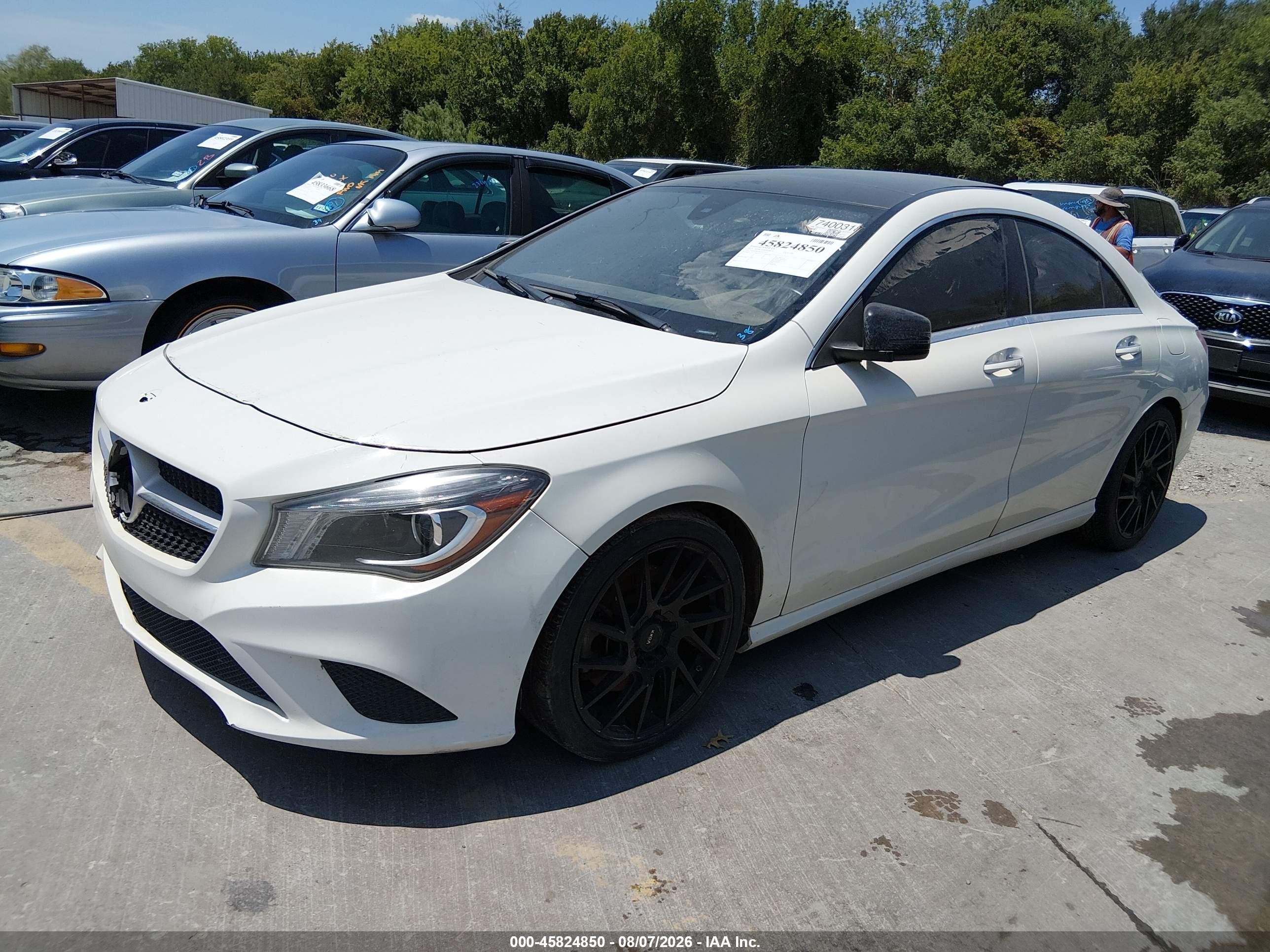 2015 Mercedes-benz Cla 250   Champagne vin: WDDSJ4EB3FN171107