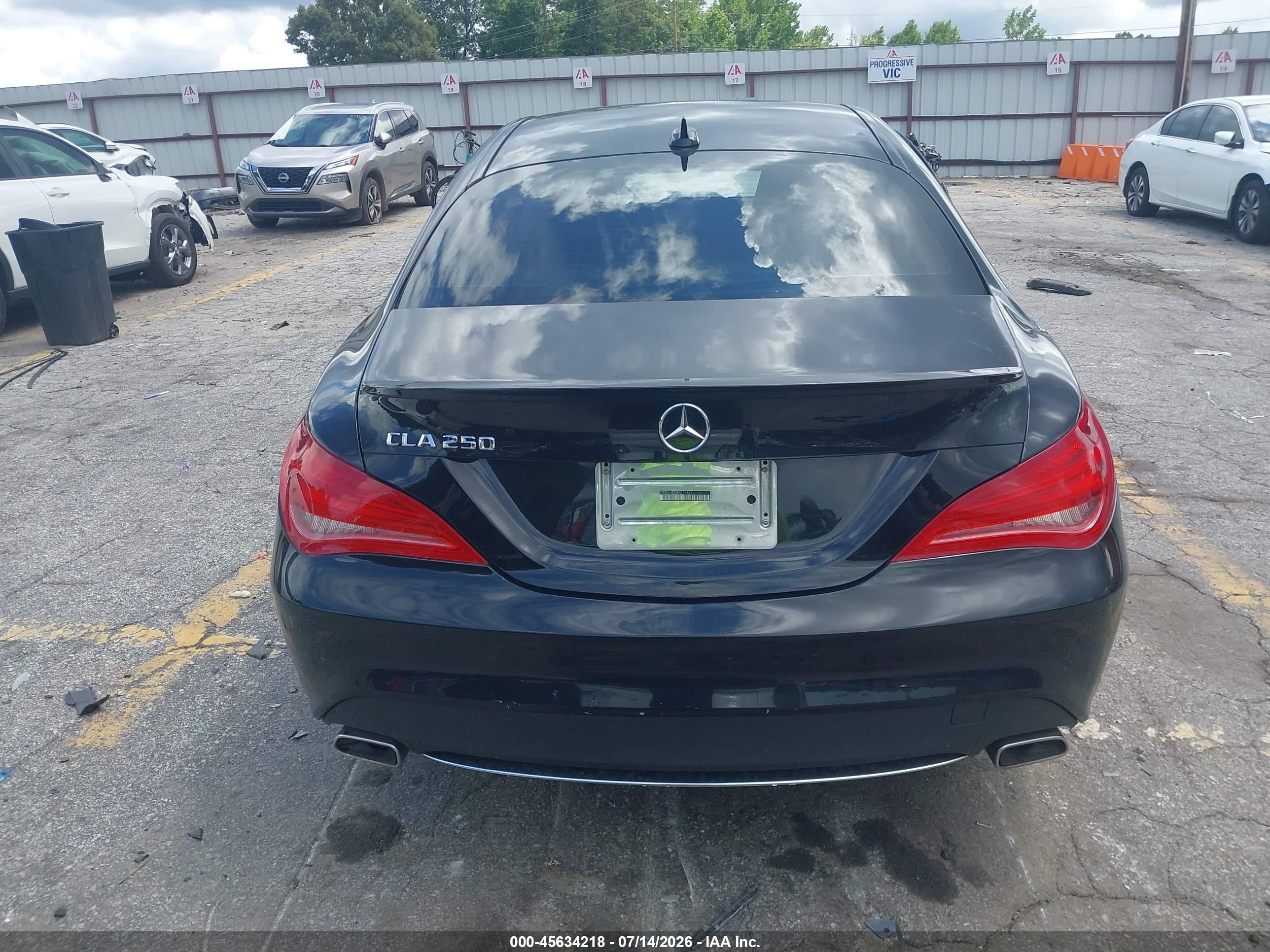 2015 Mercedes-benz Cla 250   Black vin: WDDSJ4EB3FN171561