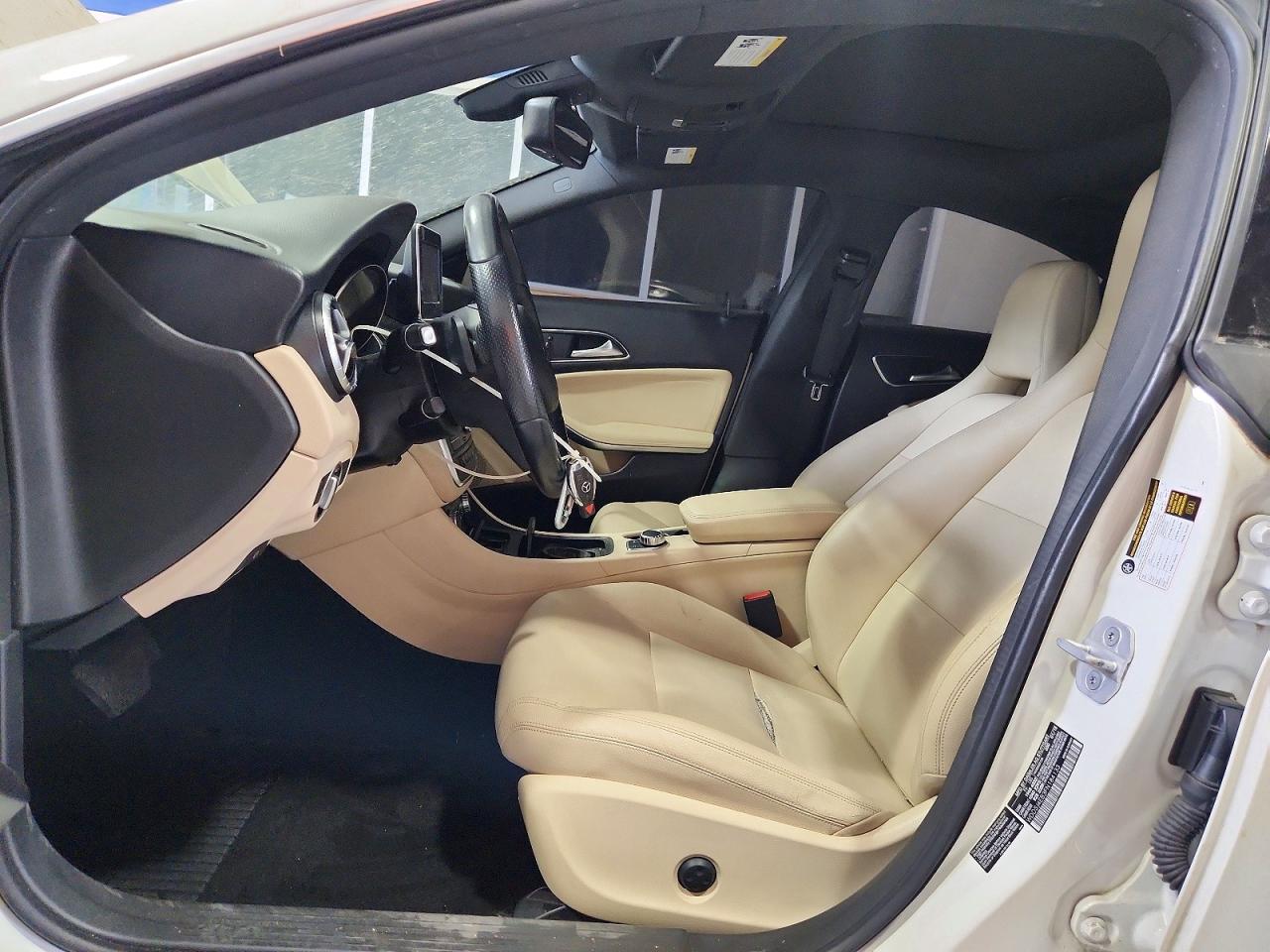 2015 Mercedes-benz Cla 250 White vin: WDDSJ4EB3FN184133