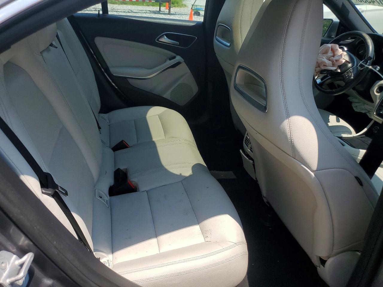 2014 Mercedes-benz Cla 250 Silver vin: WDDSJ4EB4EN033493