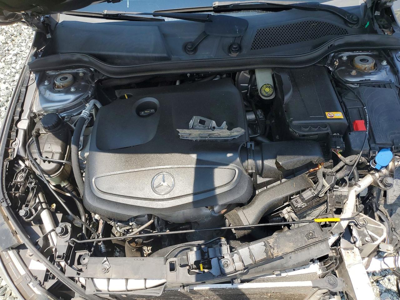 2014 Mercedes-benz Cla 250 Silver vin: WDDSJ4EB4EN033493