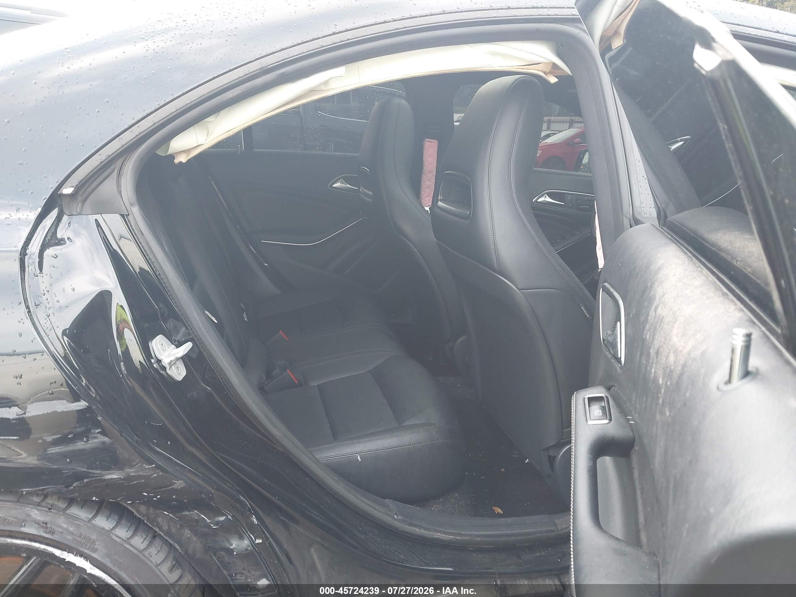 2014 Mercedes-benz Cla 250   Черный vin: WDDSJ4EB4EN035986