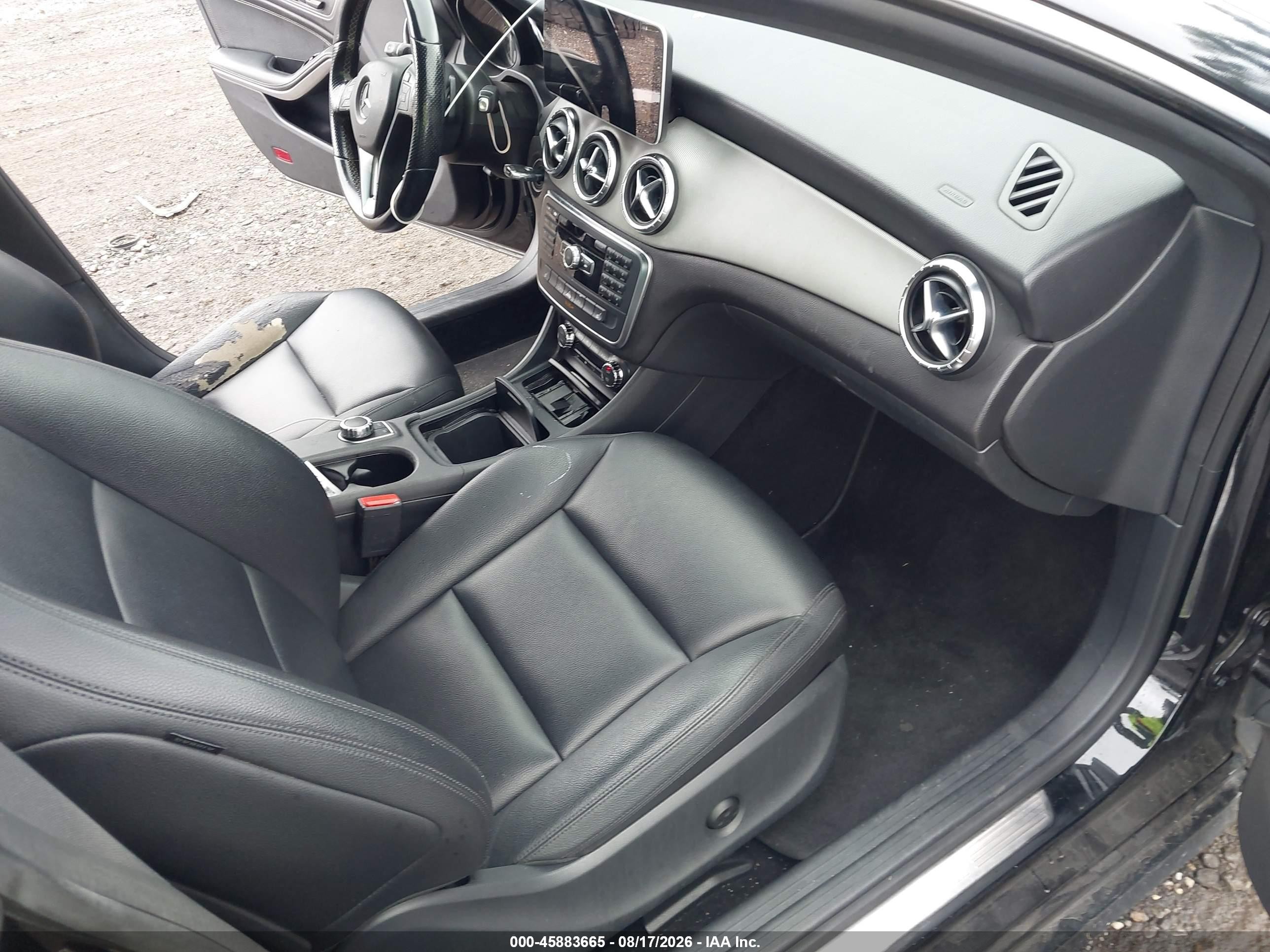 2014 Mercedes-benz Cla 250 Black vin: WDDSJ4EB4EN037625