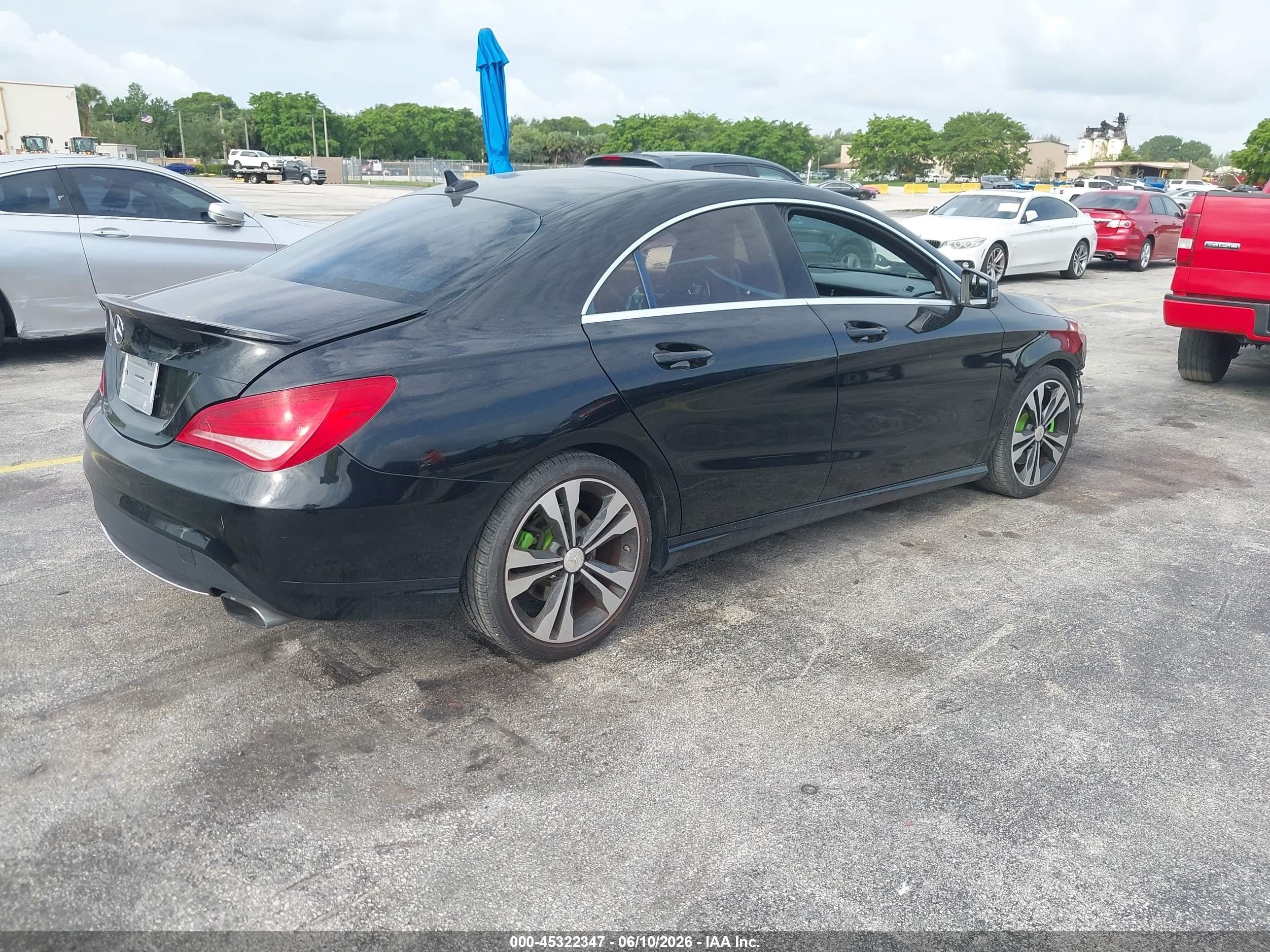 2014 Mercedes-benz Cla 250   Черный vin: WDDSJ4EB4EN044400