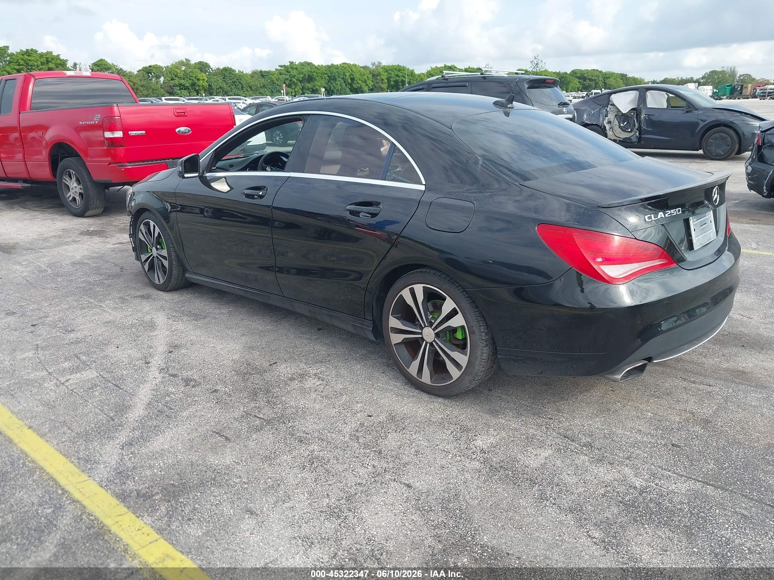 2014 Mercedes-benz Cla 250   Черный vin: WDDSJ4EB4EN044400