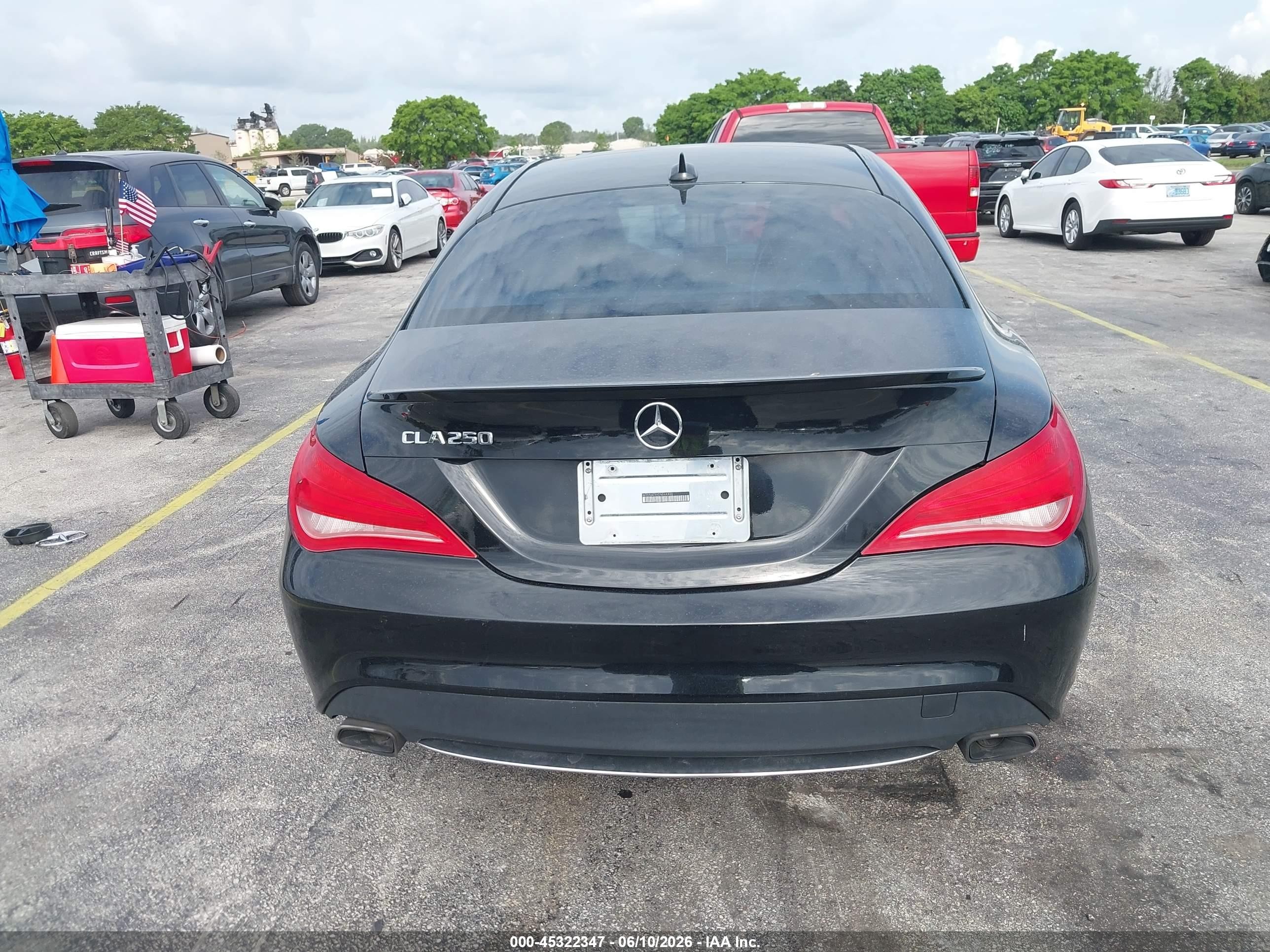 2014 Mercedes-benz Cla 250   Черный vin: WDDSJ4EB4EN044400