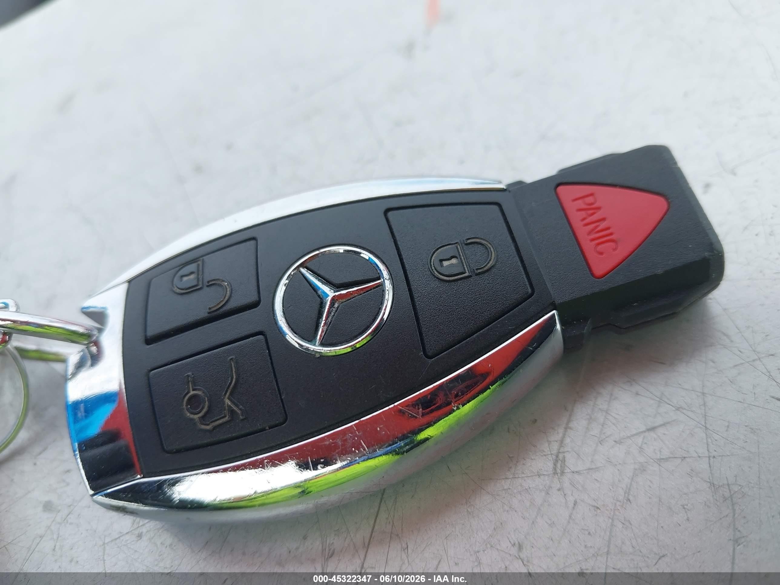 2014 Mercedes-benz Cla 250   Черный vin: WDDSJ4EB4EN044400