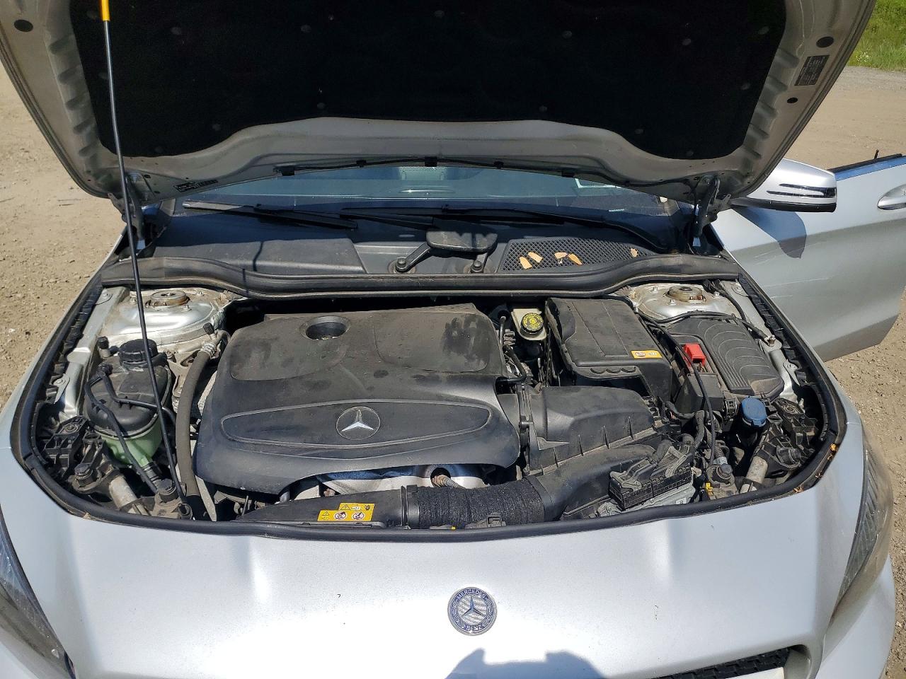 2014 Mercedes-benz Cla 250 Silver vin: WDDSJ4EB4EN047569