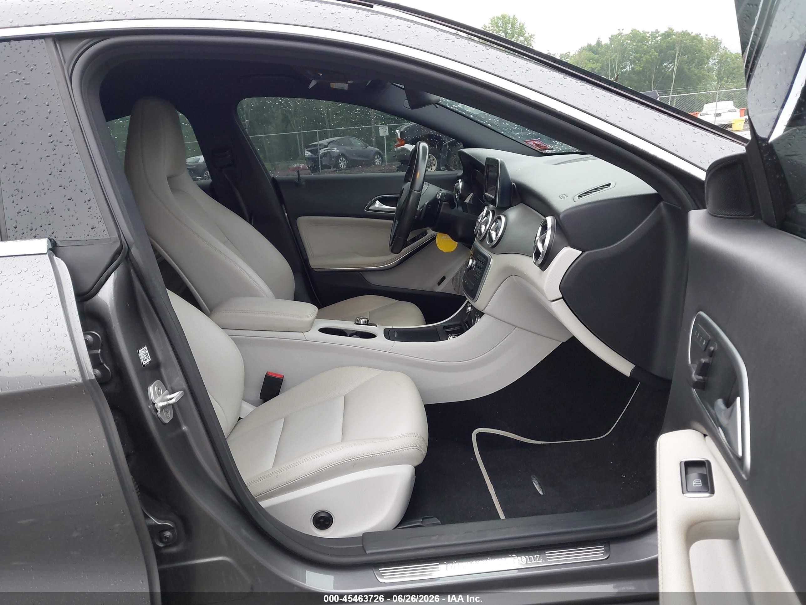 2014 Mercedes-benz Cla 250   Gray vin: WDDSJ4EB4EN058751