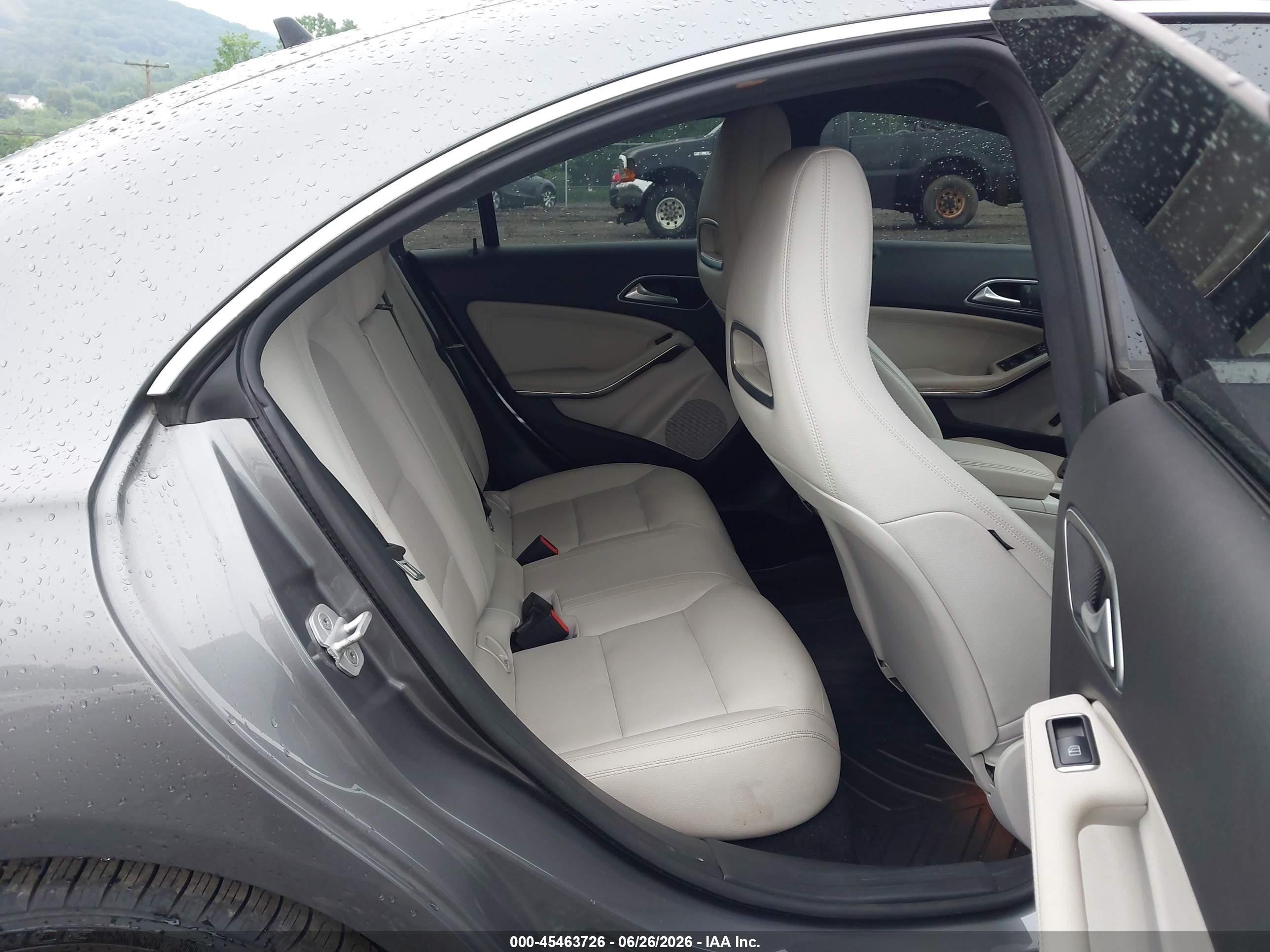2014 Mercedes-benz Cla 250   Gray vin: WDDSJ4EB4EN058751