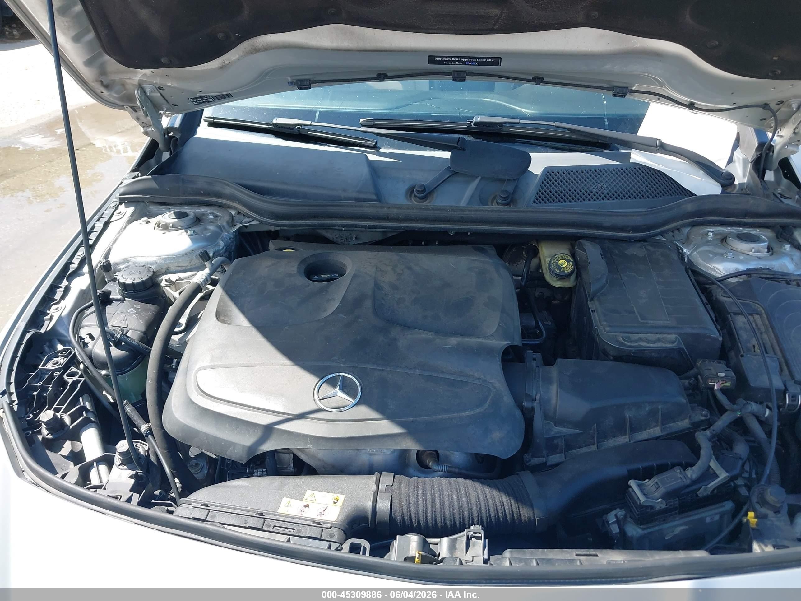 2014 Mercedes-benz Cla 250   Серый vin: WDDSJ4EB4EN118401