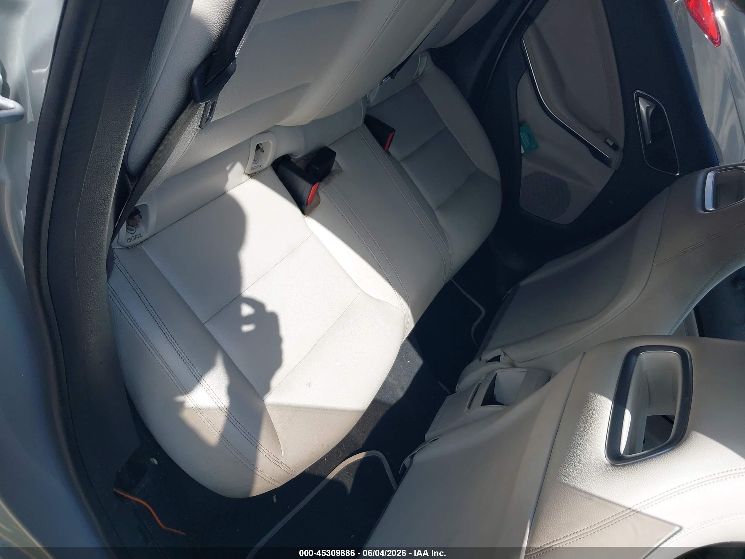 2014 Mercedes-benz Cla 250   Серый vin: WDDSJ4EB4EN118401