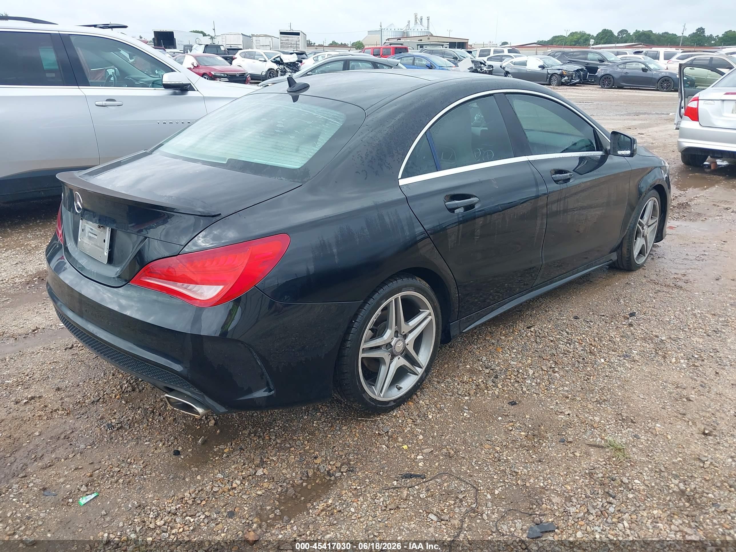 2014 Mercedes-benz Cla 250   Black vin: WDDSJ4EB4EN123064