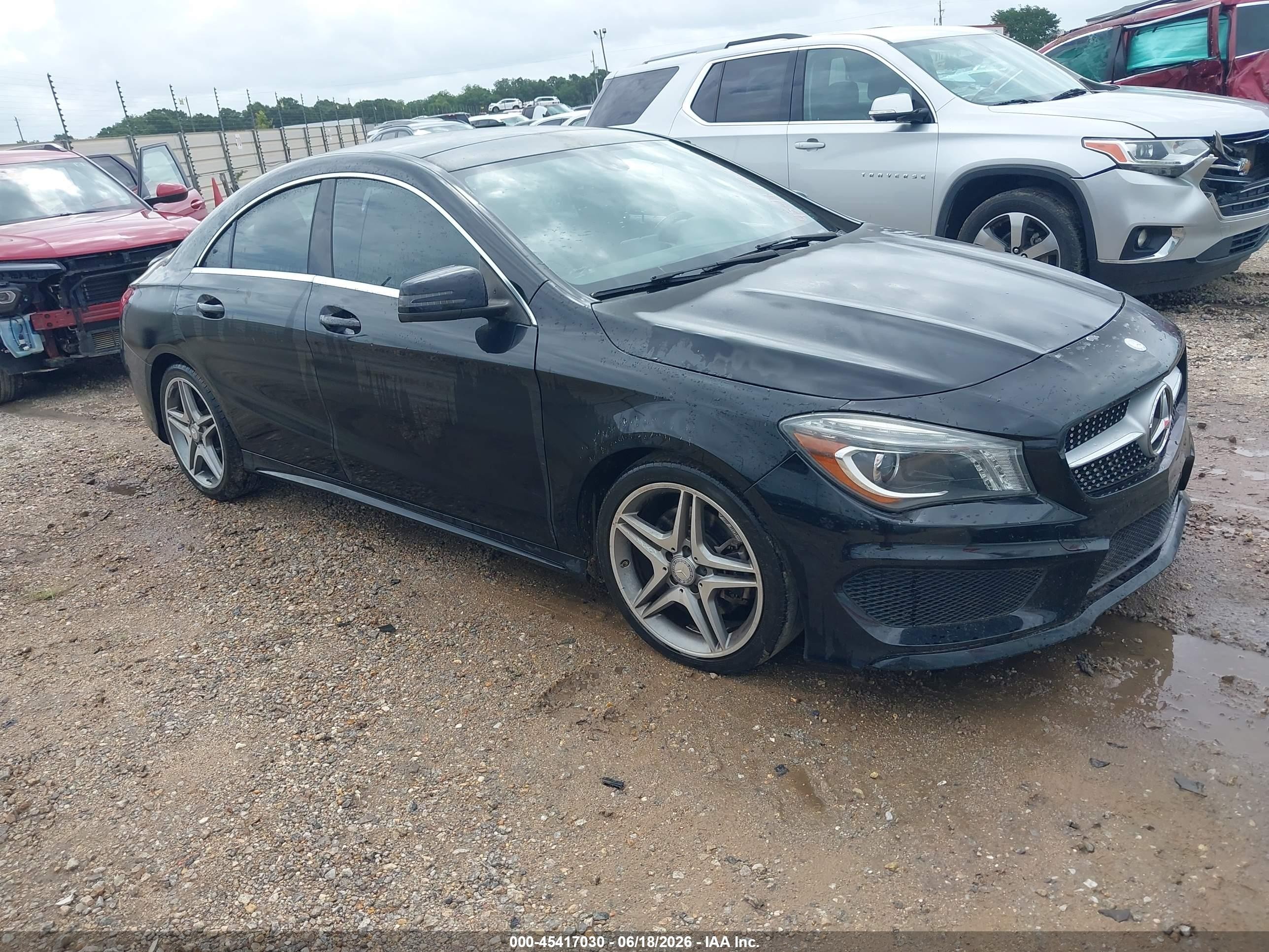 2014 Mercedes-benz Cla 250   Black vin: WDDSJ4EB4EN123064