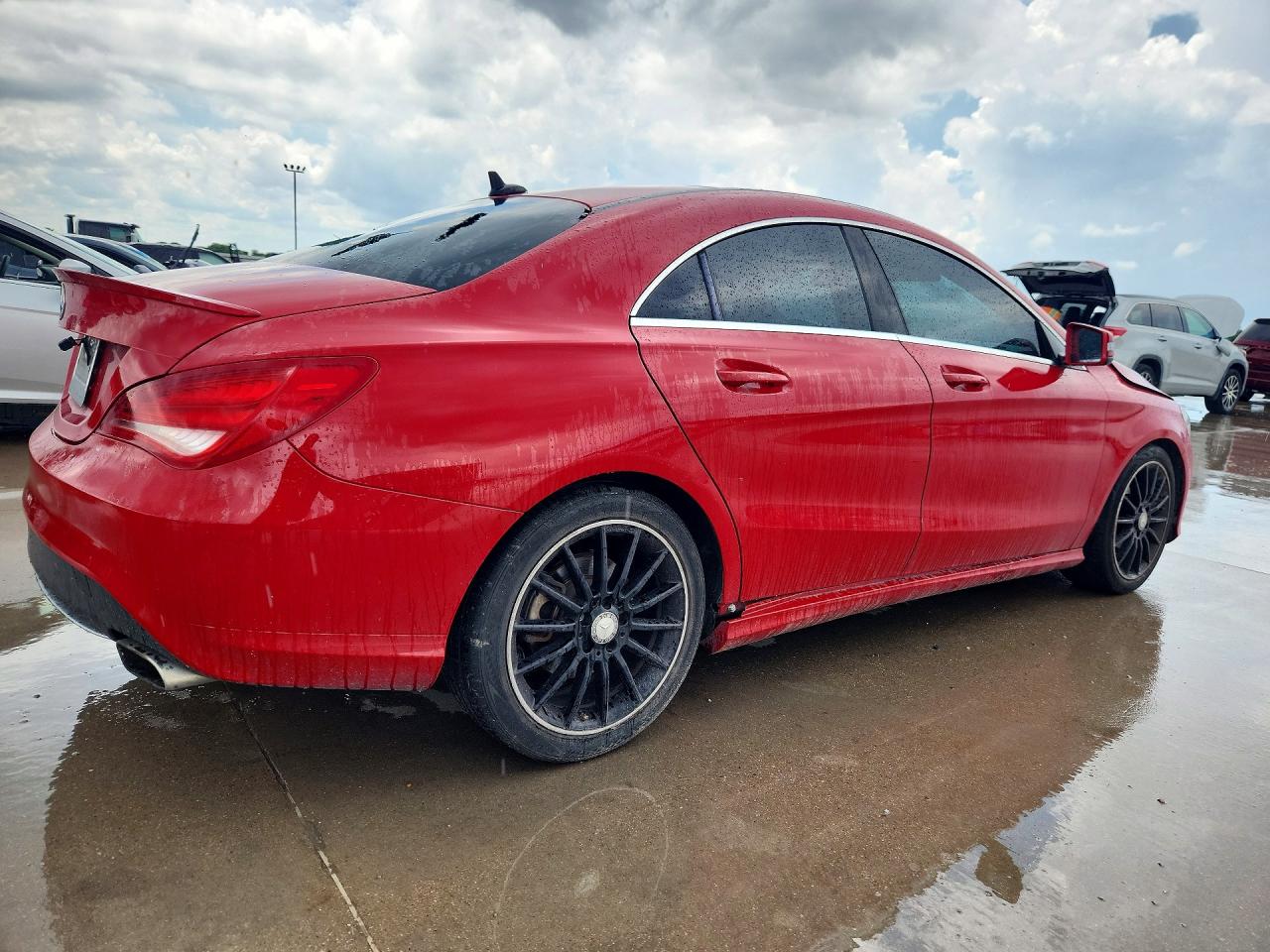 2014 Mercedes-benz Cla 250 Red vin: WDDSJ4EB4EN129334
