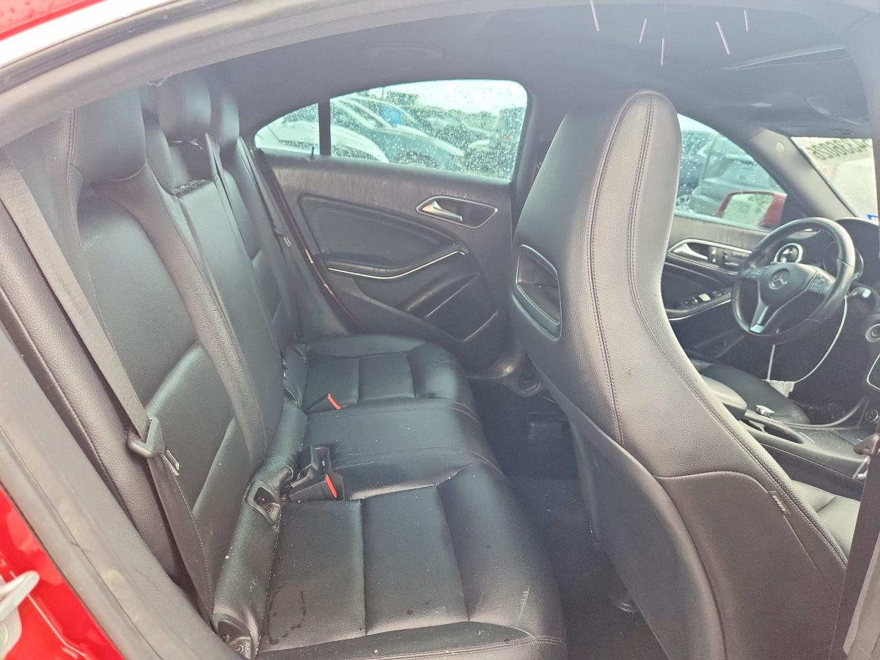 2014 Mercedes-benz Cla 250 Red vin: WDDSJ4EB4EN129334