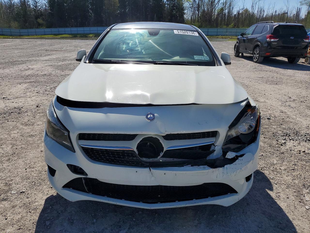 2014 Mercedes-benz Cla 250 White vin: WDDSJ4EB4EN138504