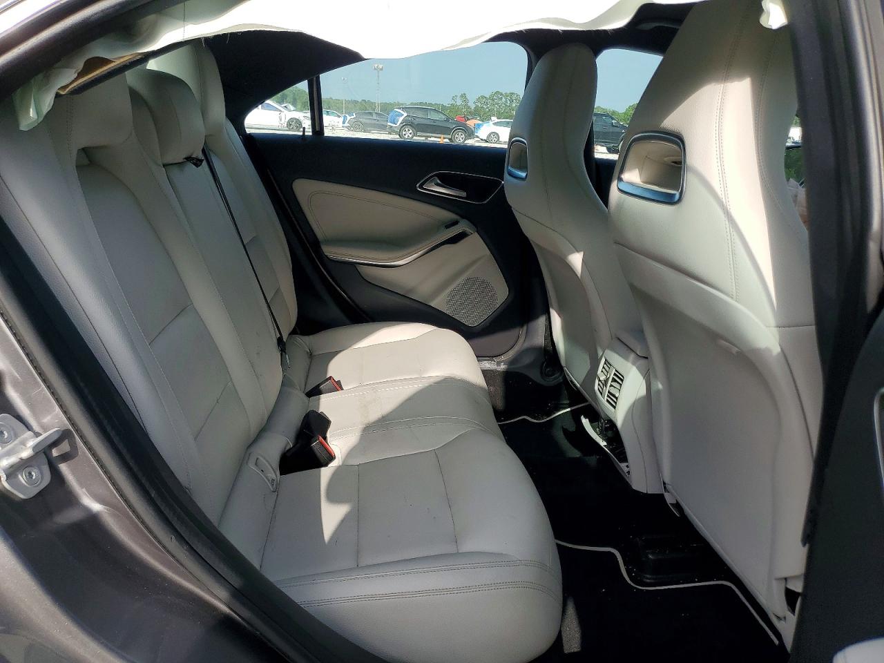 2014 Mercedes-benz Cla 250 Gray vin: WDDSJ4EB4EN145064