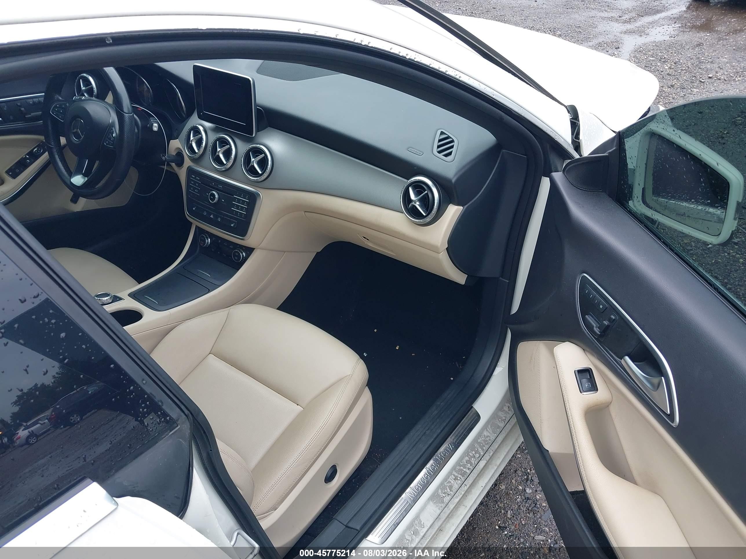 2015 Mercedes-benz Cla 250 White vin: WDDSJ4EB4FN180012