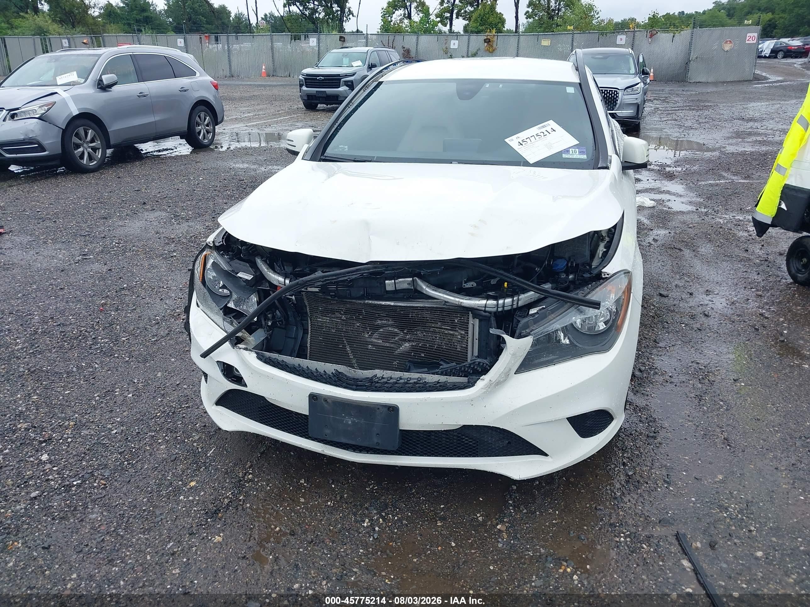 2015 Mercedes-benz Cla 250 White vin: WDDSJ4EB4FN180012