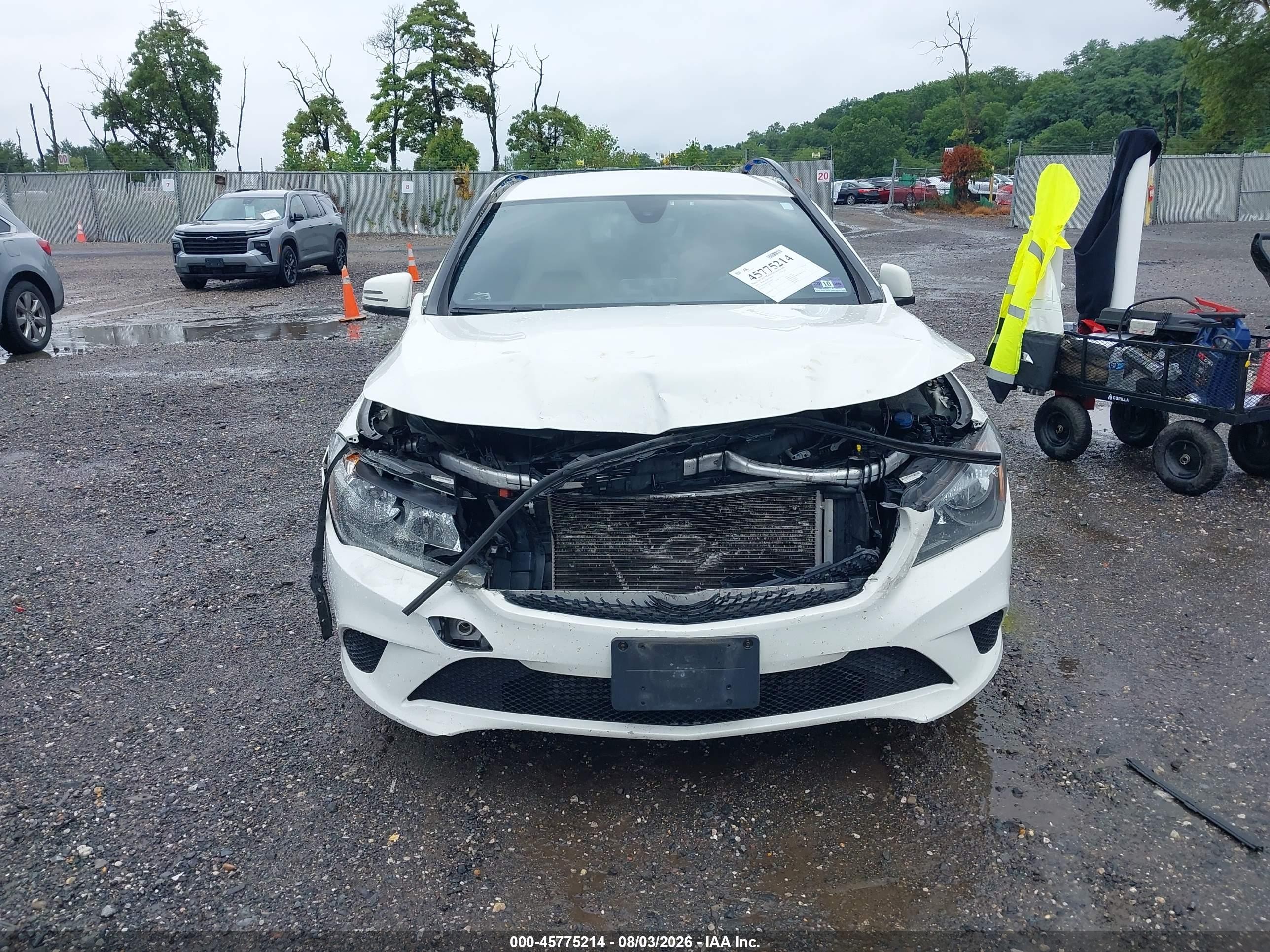 2015 Mercedes-benz Cla 250 White vin: WDDSJ4EB4FN180012