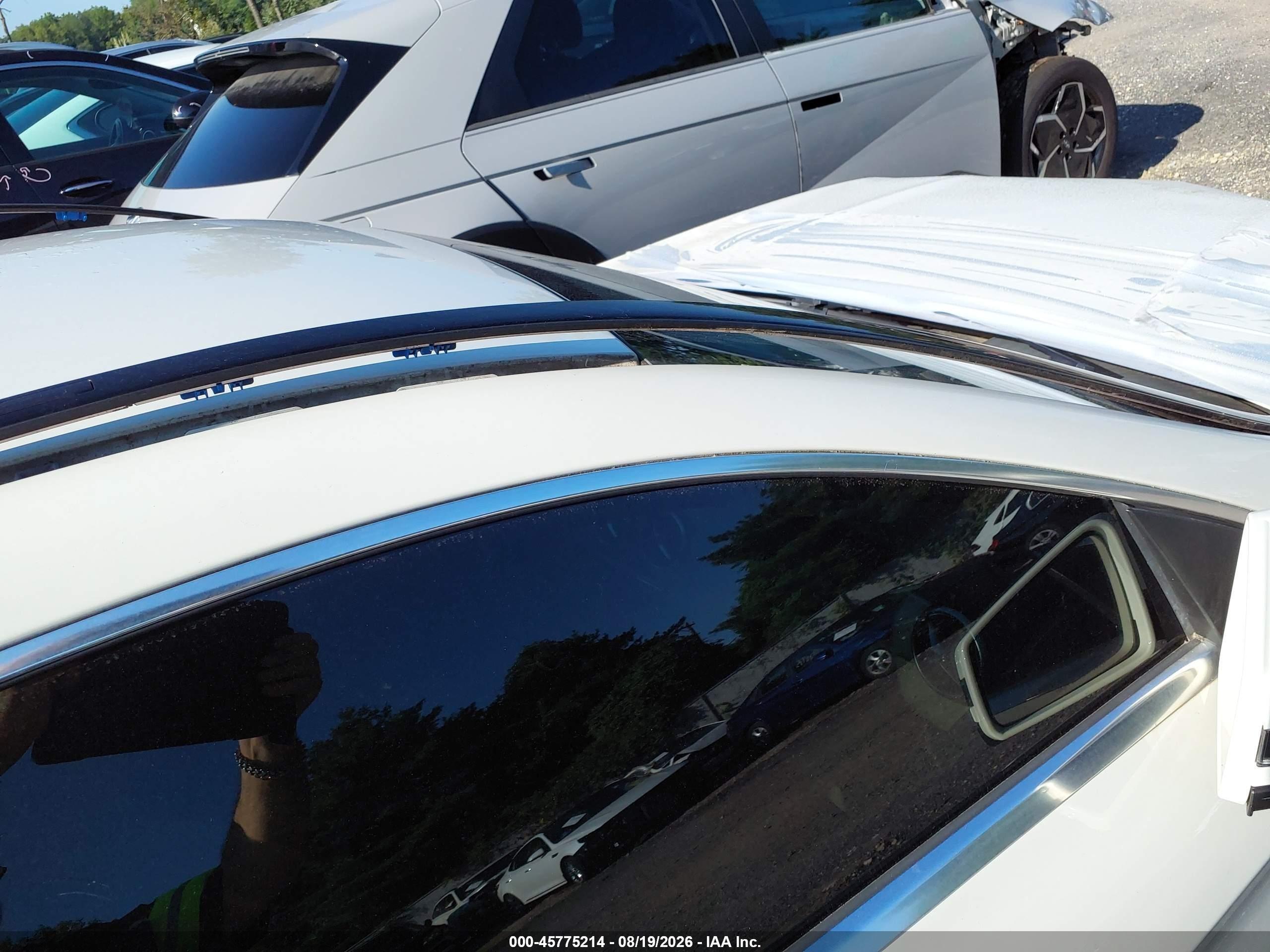 2015 Mercedes-benz Cla 250 White vin: WDDSJ4EB4FN180012