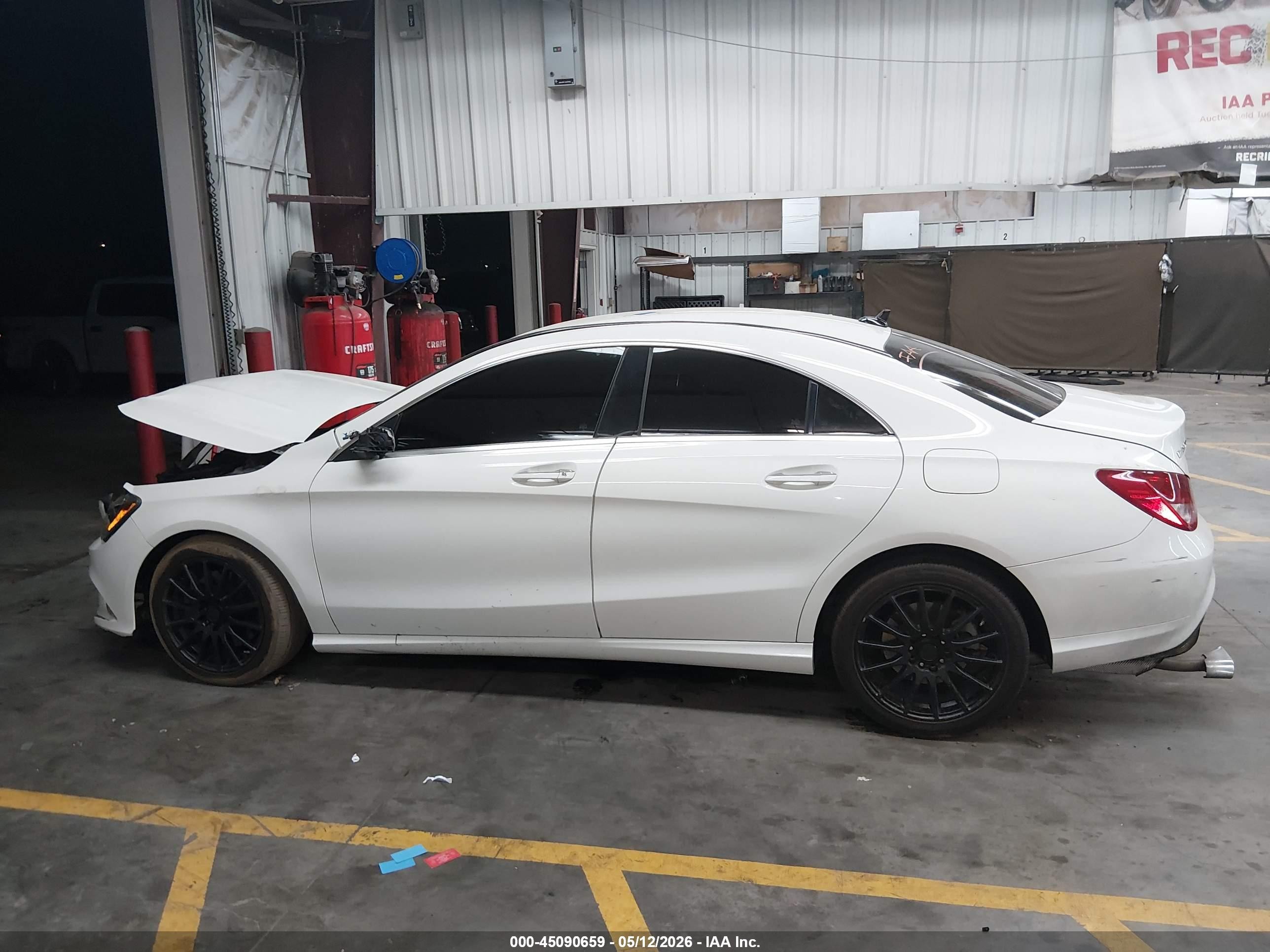2015 Mercedes-benz Cla 250   White vin: WDDSJ4EB4FN194265