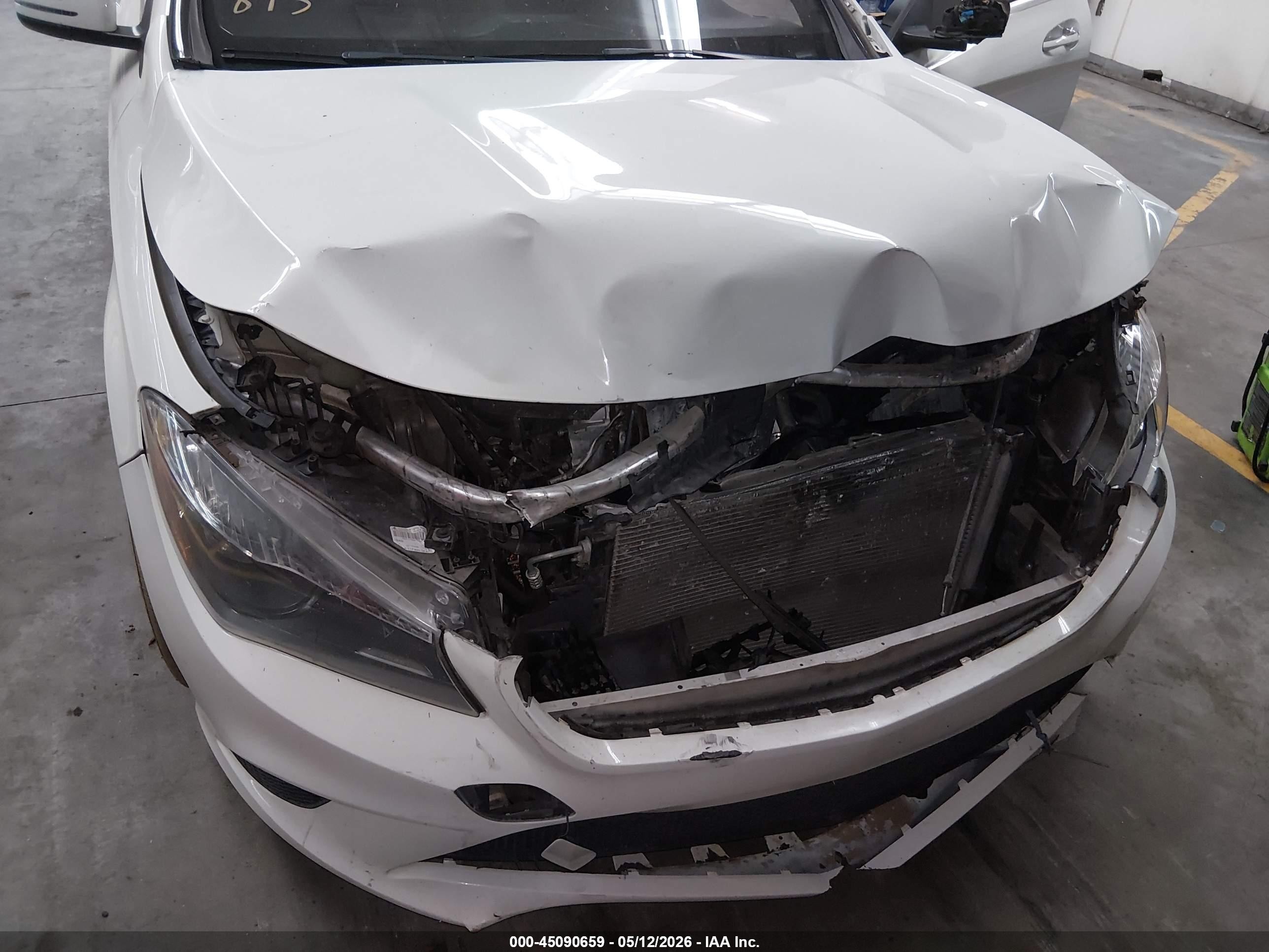 2015 Mercedes-benz Cla 250   White vin: WDDSJ4EB4FN194265