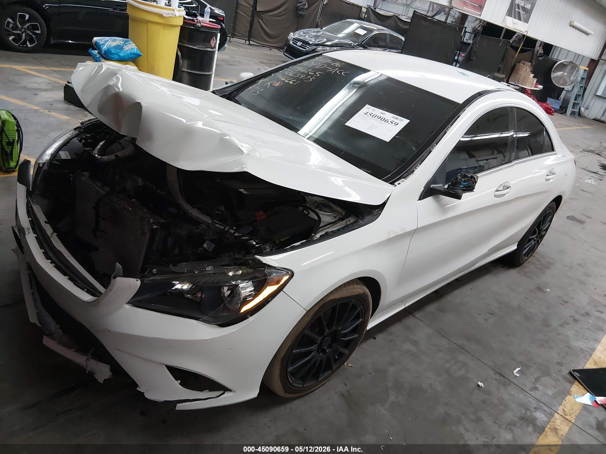 2015 Mercedes-benz Cla 250   White vin: WDDSJ4EB4FN194265