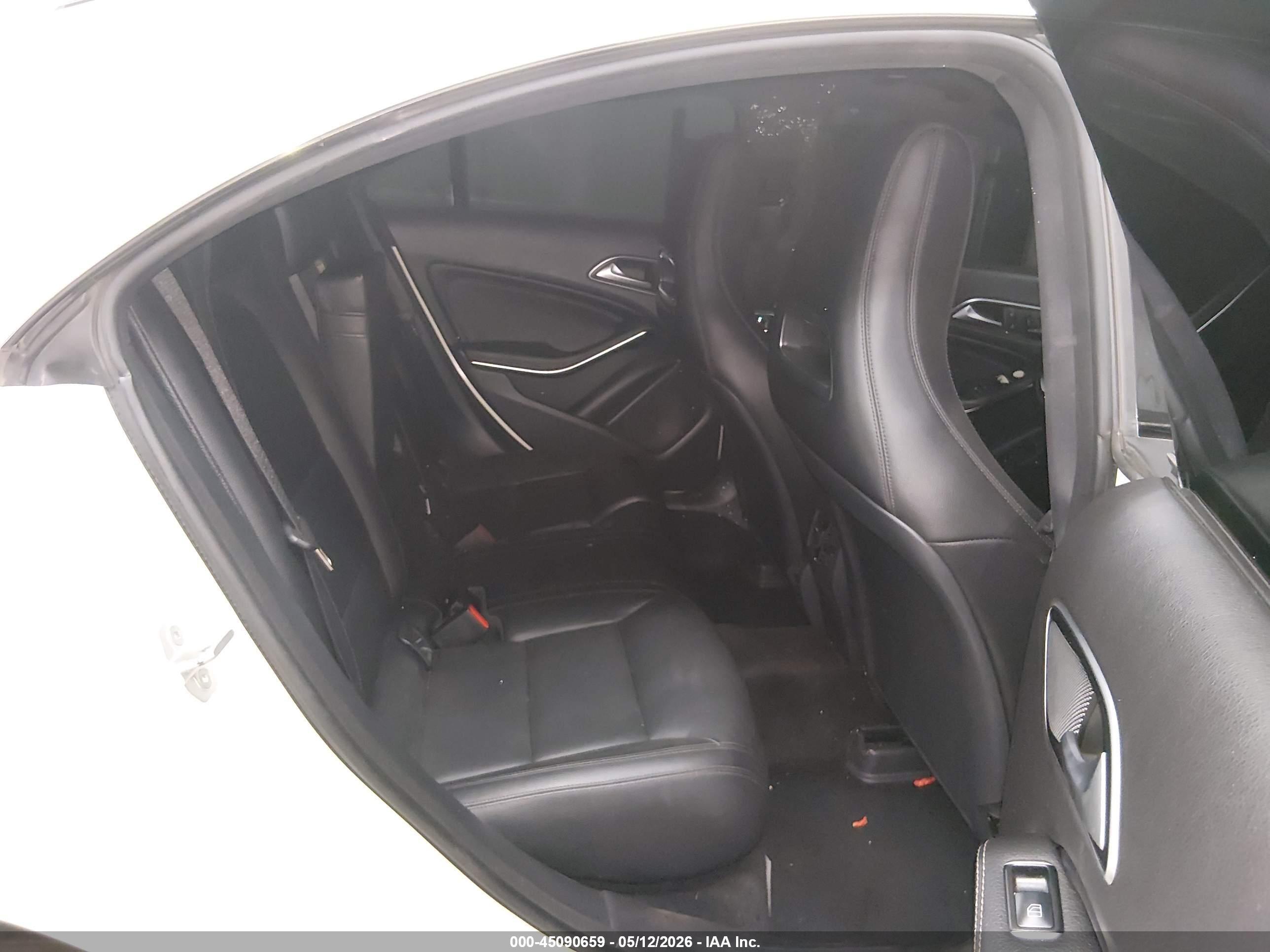 2015 Mercedes-benz Cla 250   White vin: WDDSJ4EB4FN194265