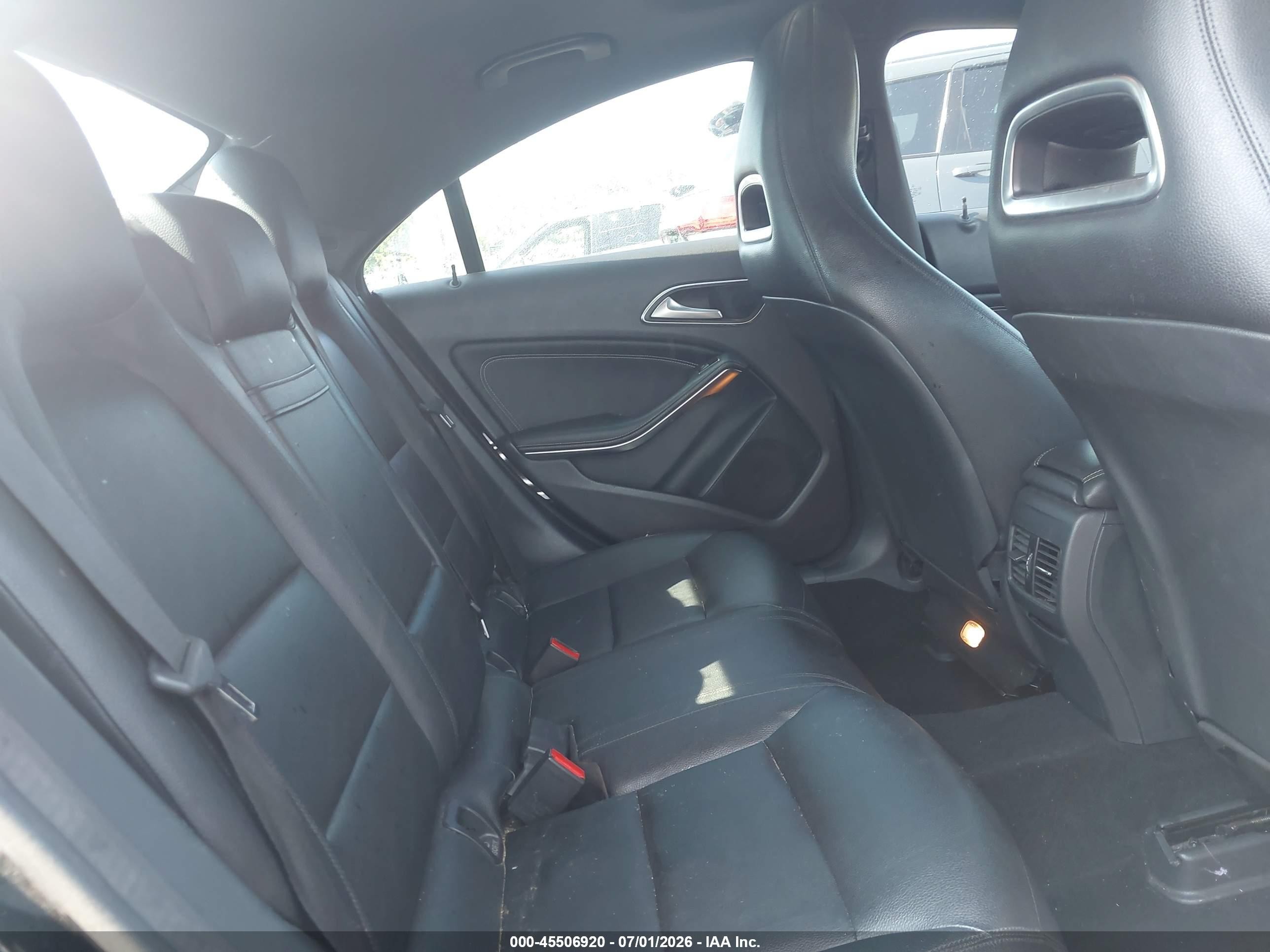 2015 Mercedes-benz Cla 250   Black vin: WDDSJ4EB4FN229063