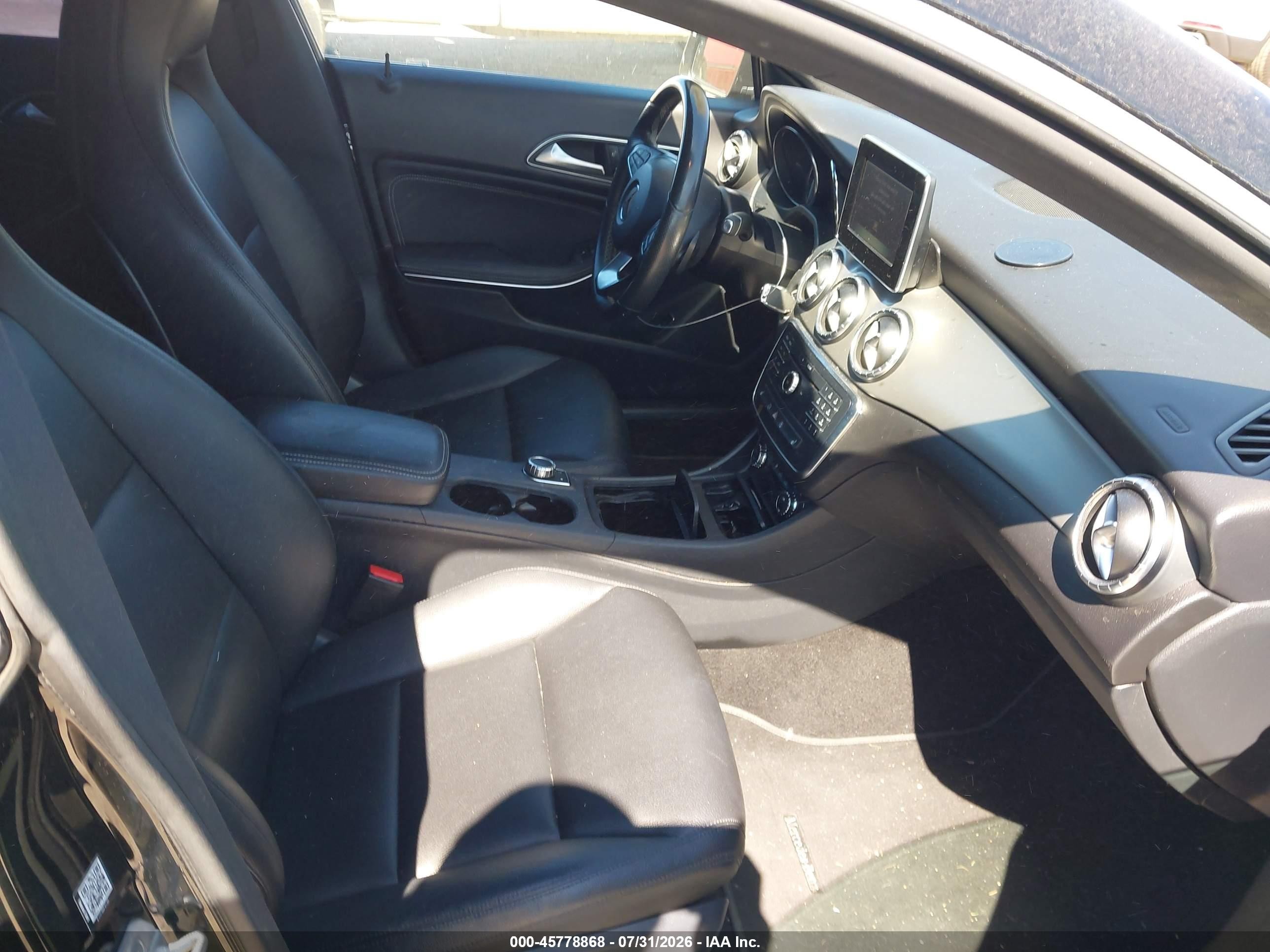 2015 Mercedes-benz Cla 250   Black vin: WDDSJ4EB4FN249054