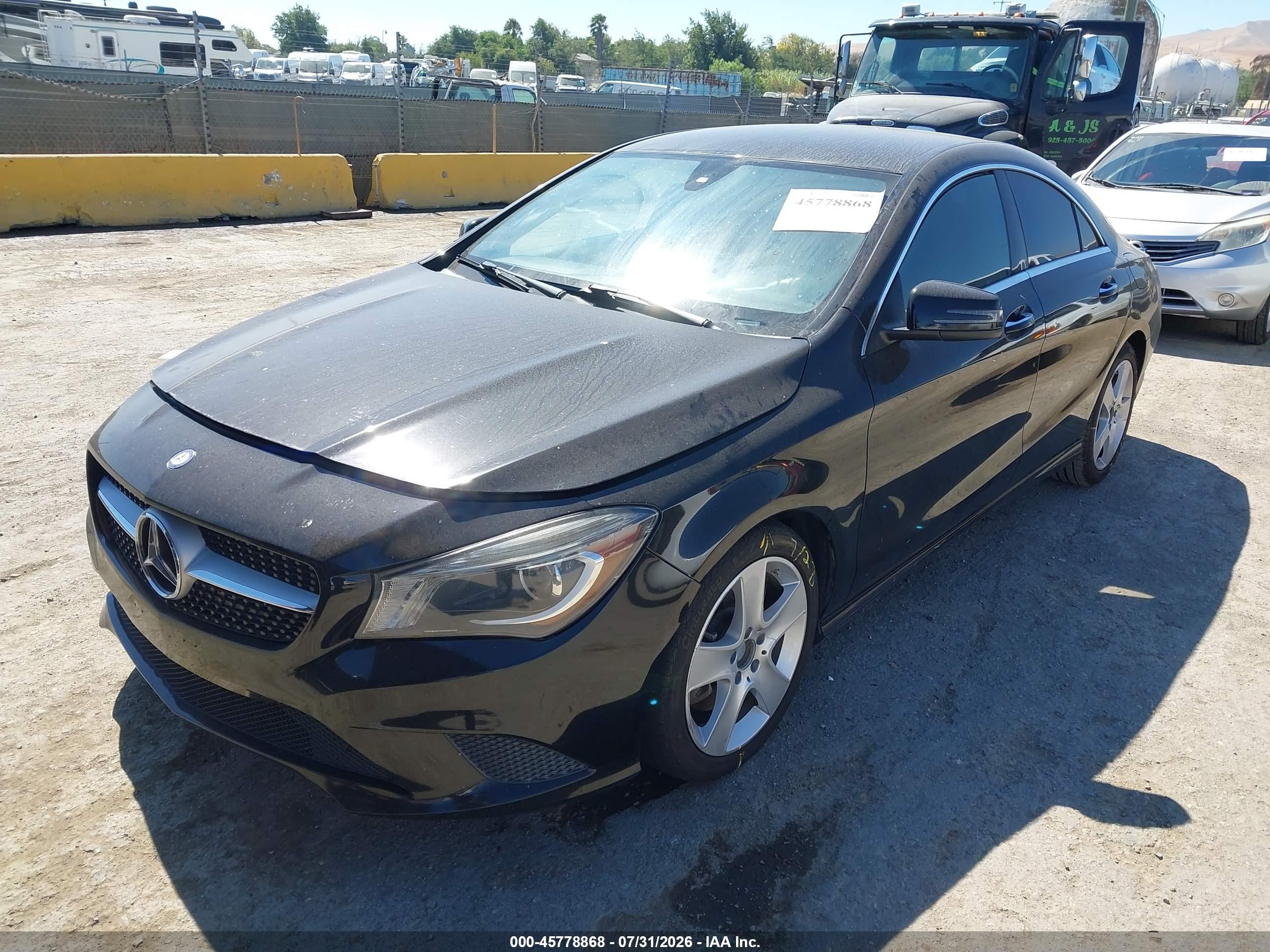 2015 Mercedes-benz Cla 250   Black vin: WDDSJ4EB4FN249054