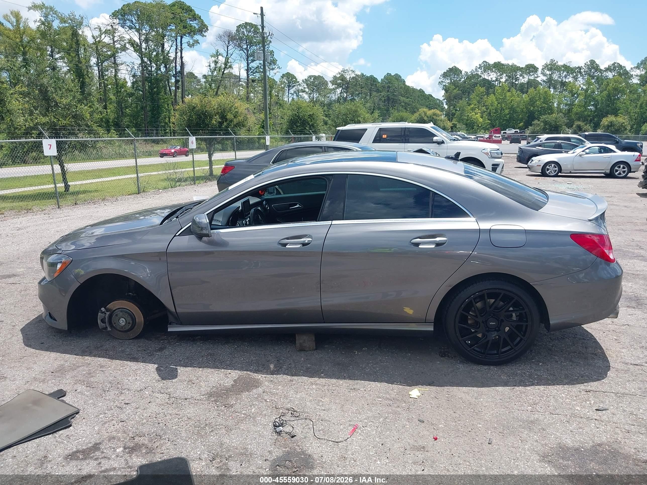2015 Mercedes-benz Cla 250   Gray vin: WDDSJ4EB4FN266971