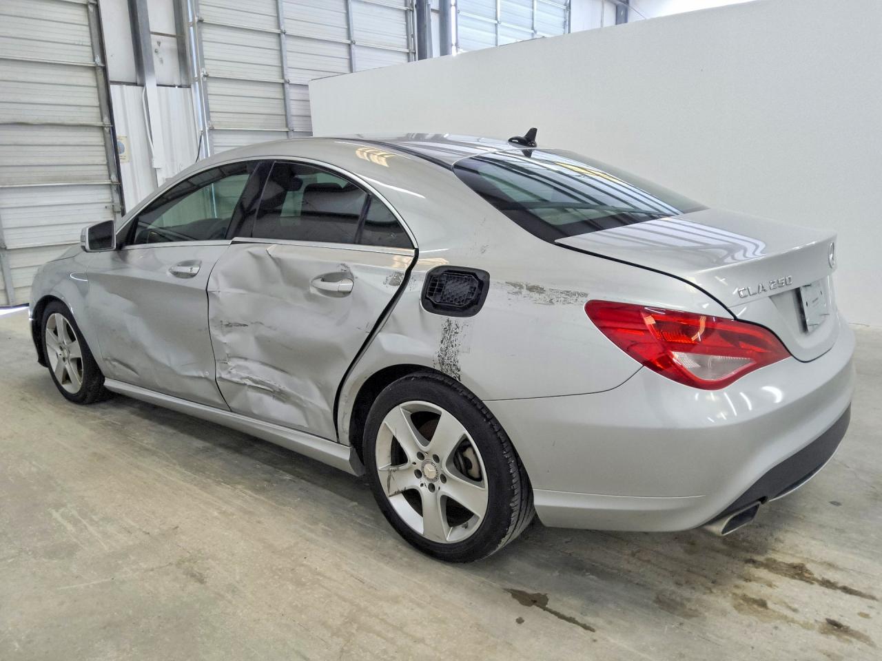 2015 Mercedes-benz Cla 250 Silver vin: WDDSJ4EB4FN273144