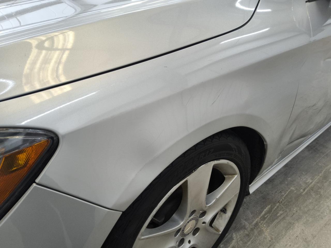 2015 Mercedes-benz Cla 250 Silver vin: WDDSJ4EB4FN273144 Damage: Left Front Fender, Dent(S) W/ Paint Dmg, 7 To 8 Inches