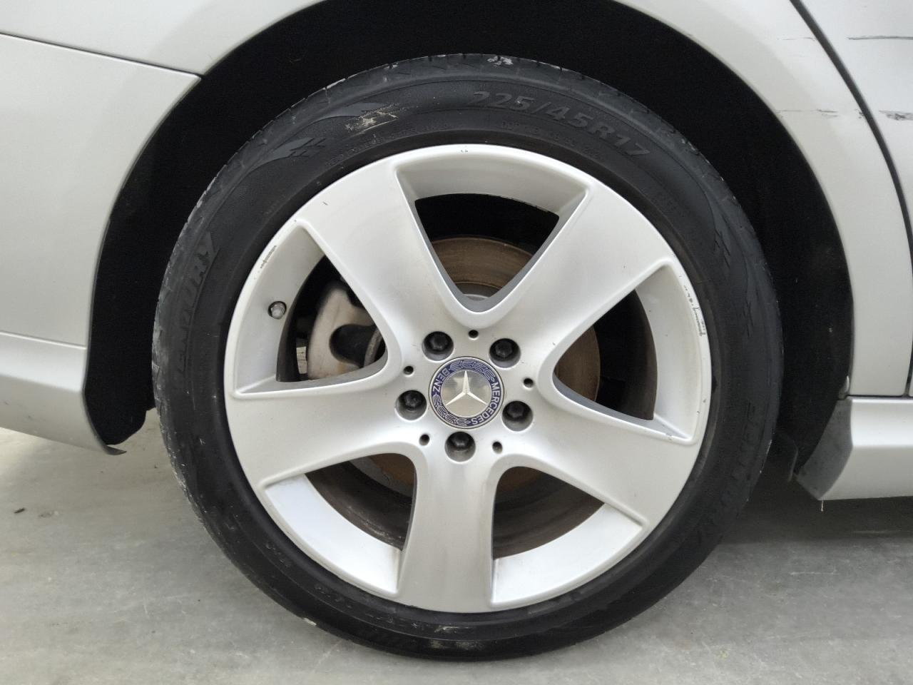 2015 Mercedes-benz Cla 250 Silver vin: WDDSJ4EB4FN273144 Damage: Right Rear Wheel, Curb Rash, 7 To 8 Inches