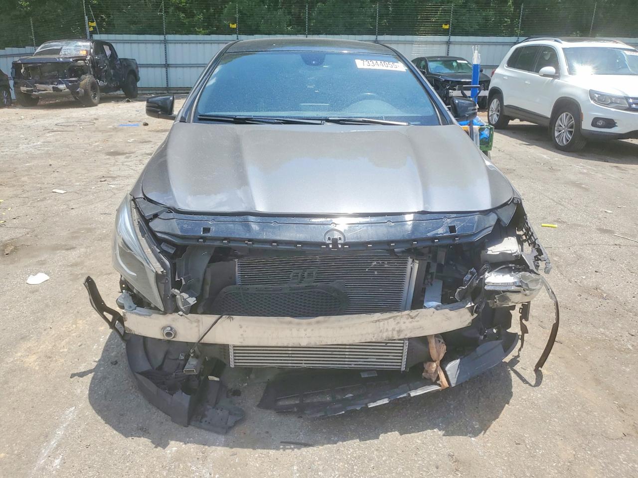 2014 Mercedes-benz Cla 250 Gray vin: WDDSJ4EB5EN028772
