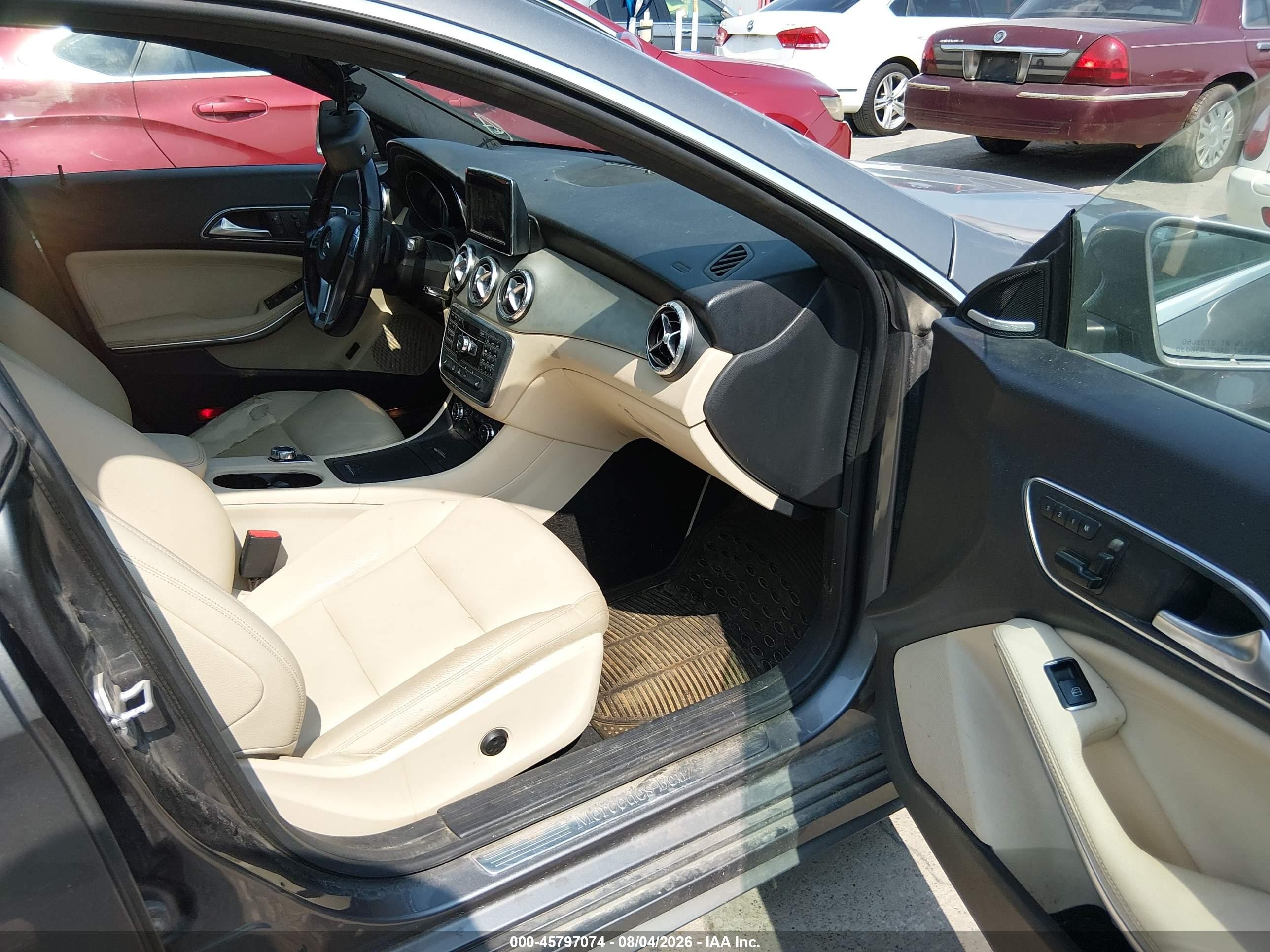 2014 Mercedes-benz Cla 250   Gray vin: WDDSJ4EB5EN034703