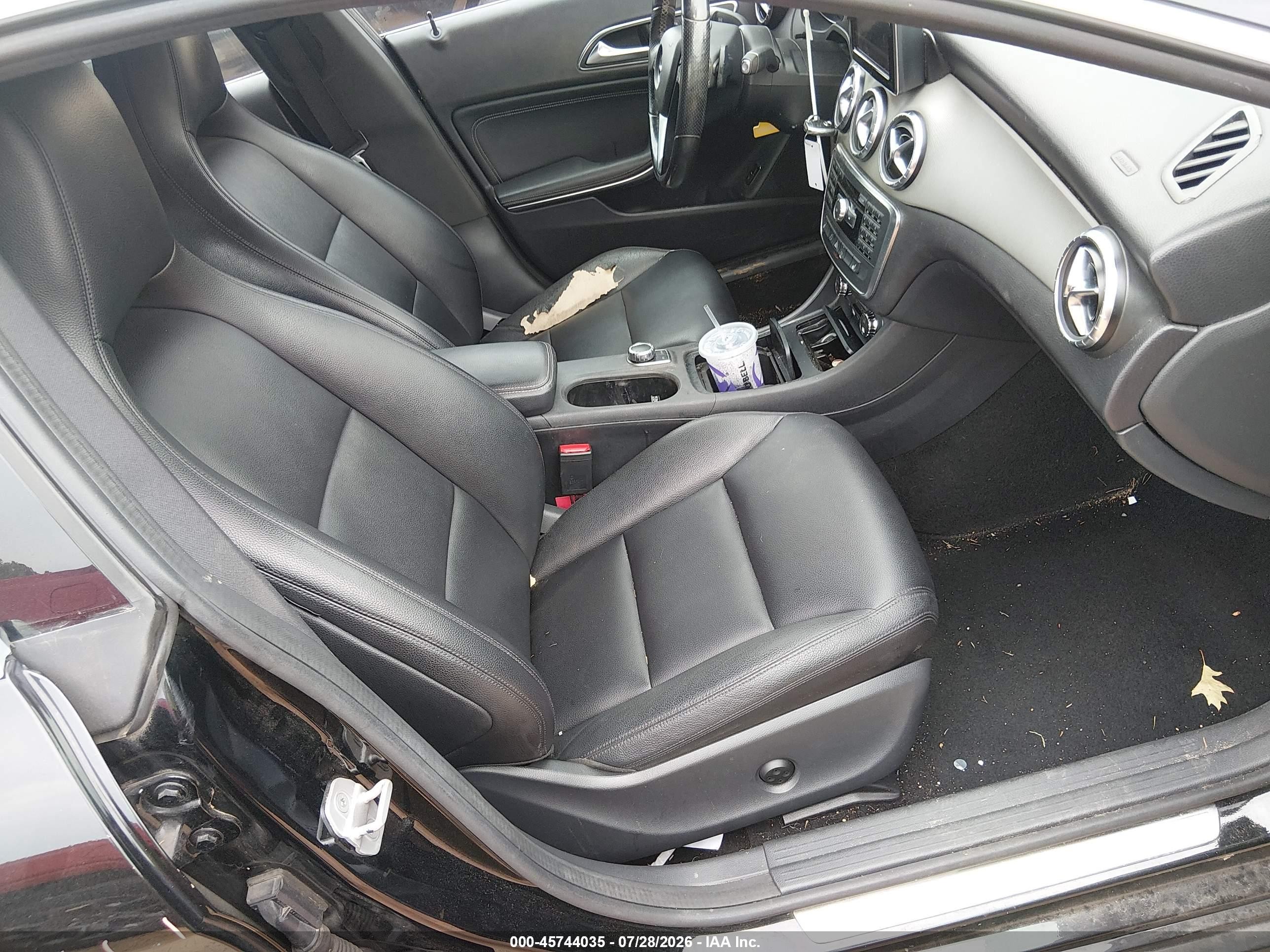 2014 Mercedes-benz Cla 250 Black vin: WDDSJ4EB5EN040226