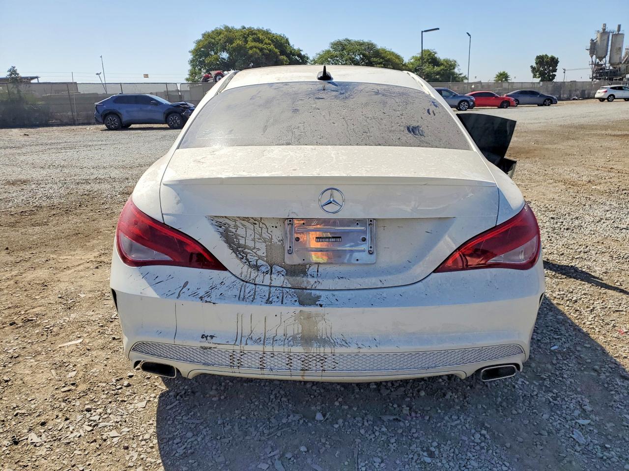 2014 Mercedes-benz Cla 250 White vin: WDDSJ4EB5EN064168