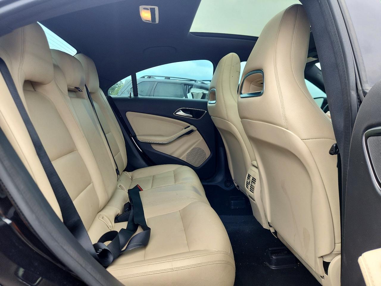 2014 Mercedes-benz Cla 250 Черный vin: WDDSJ4EB5EN068611