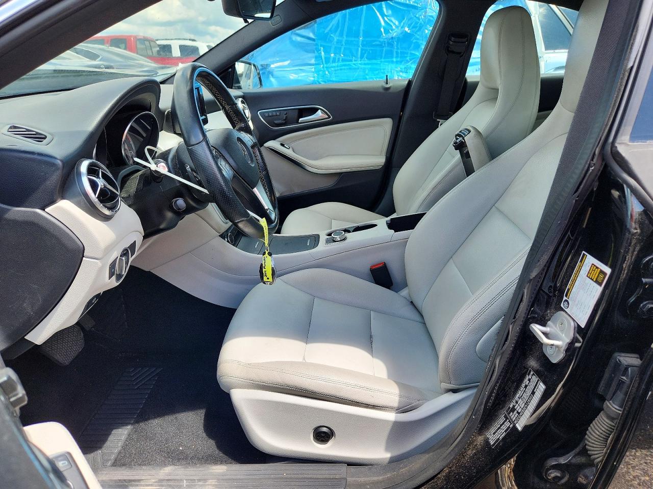 2014 Mercedes-benz Cla 250 Black vin: WDDSJ4EB5EN125003