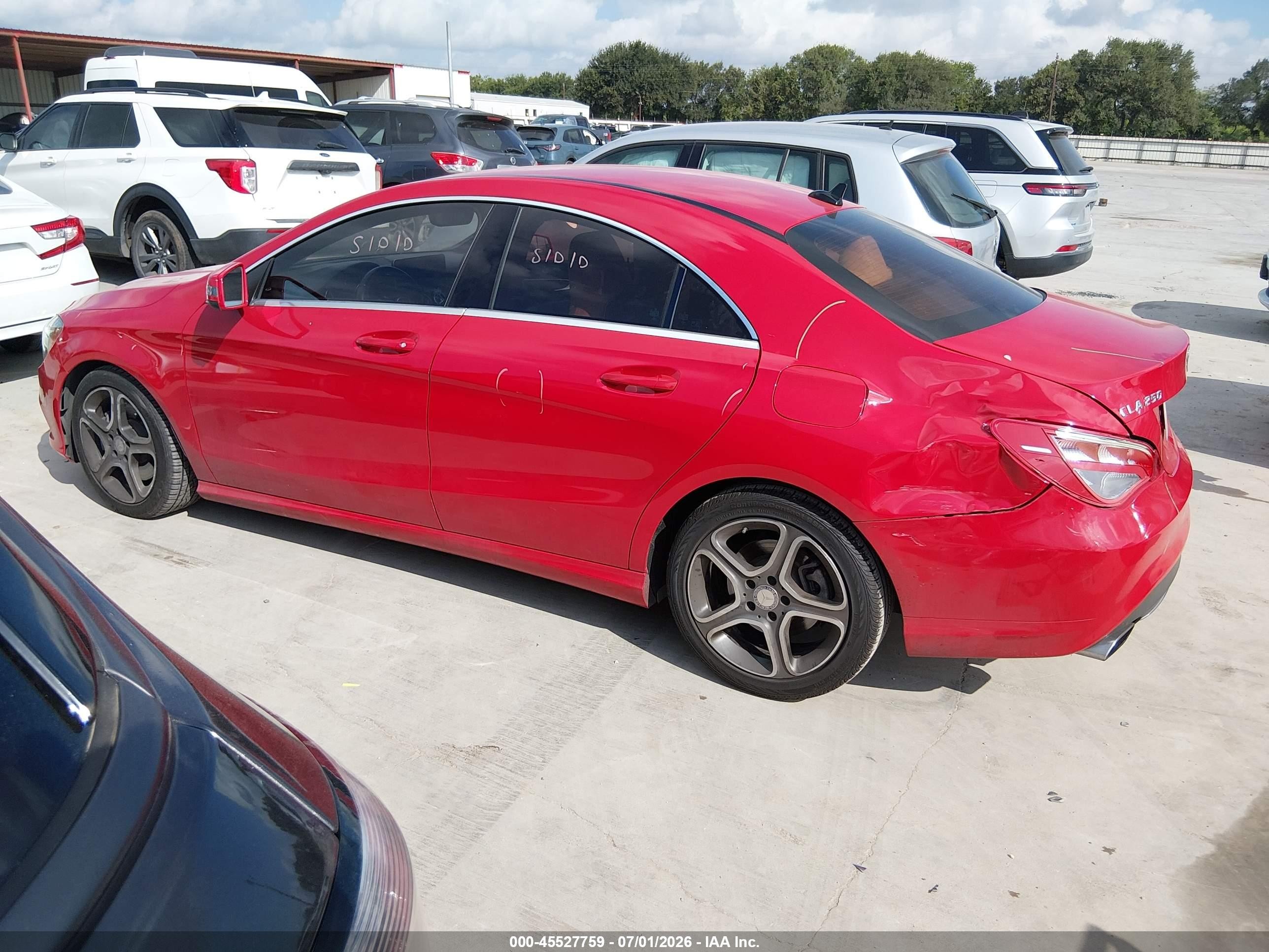 2014 Mercedes-benz Cla 250   Red vin: WDDSJ4EB5EN130279