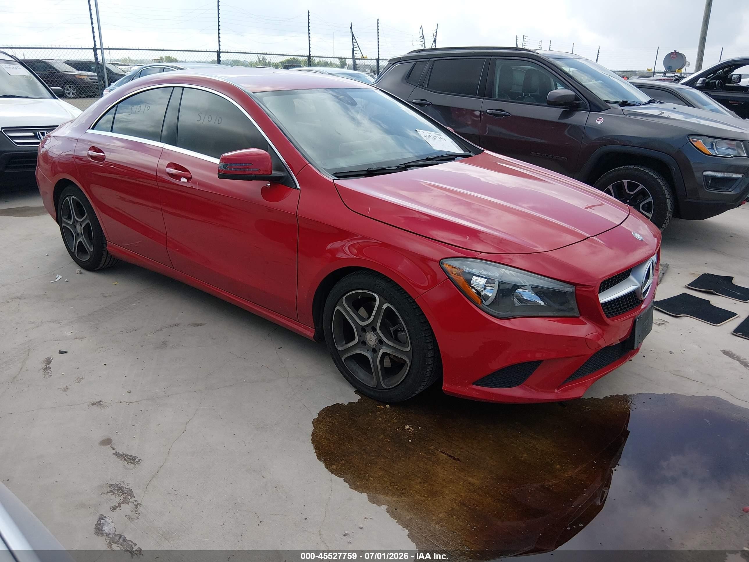 2014 Mercedes-benz Cla 250   Red vin: WDDSJ4EB5EN130279