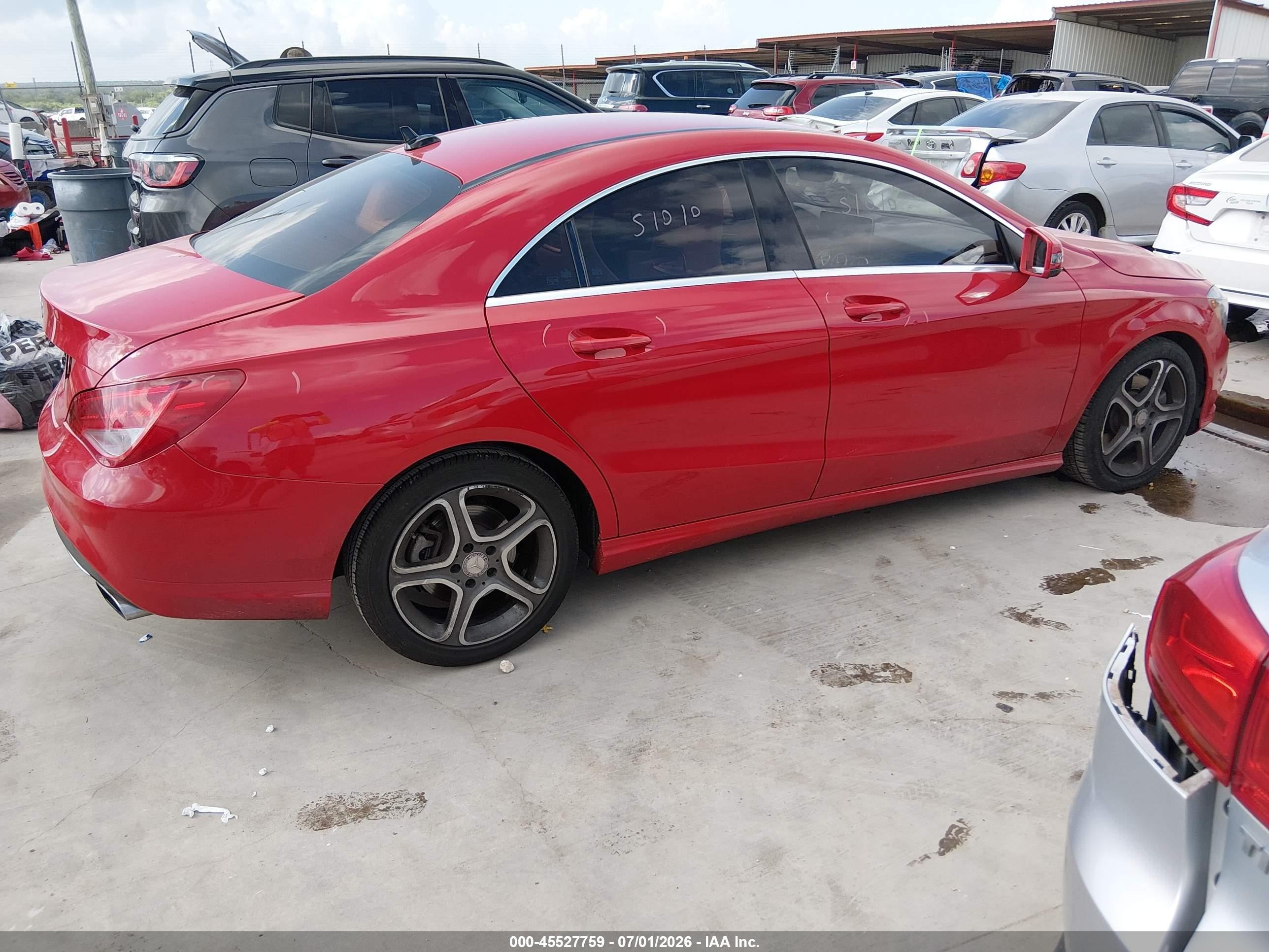 2014 Mercedes-benz Cla 250   Red vin: WDDSJ4EB5EN130279