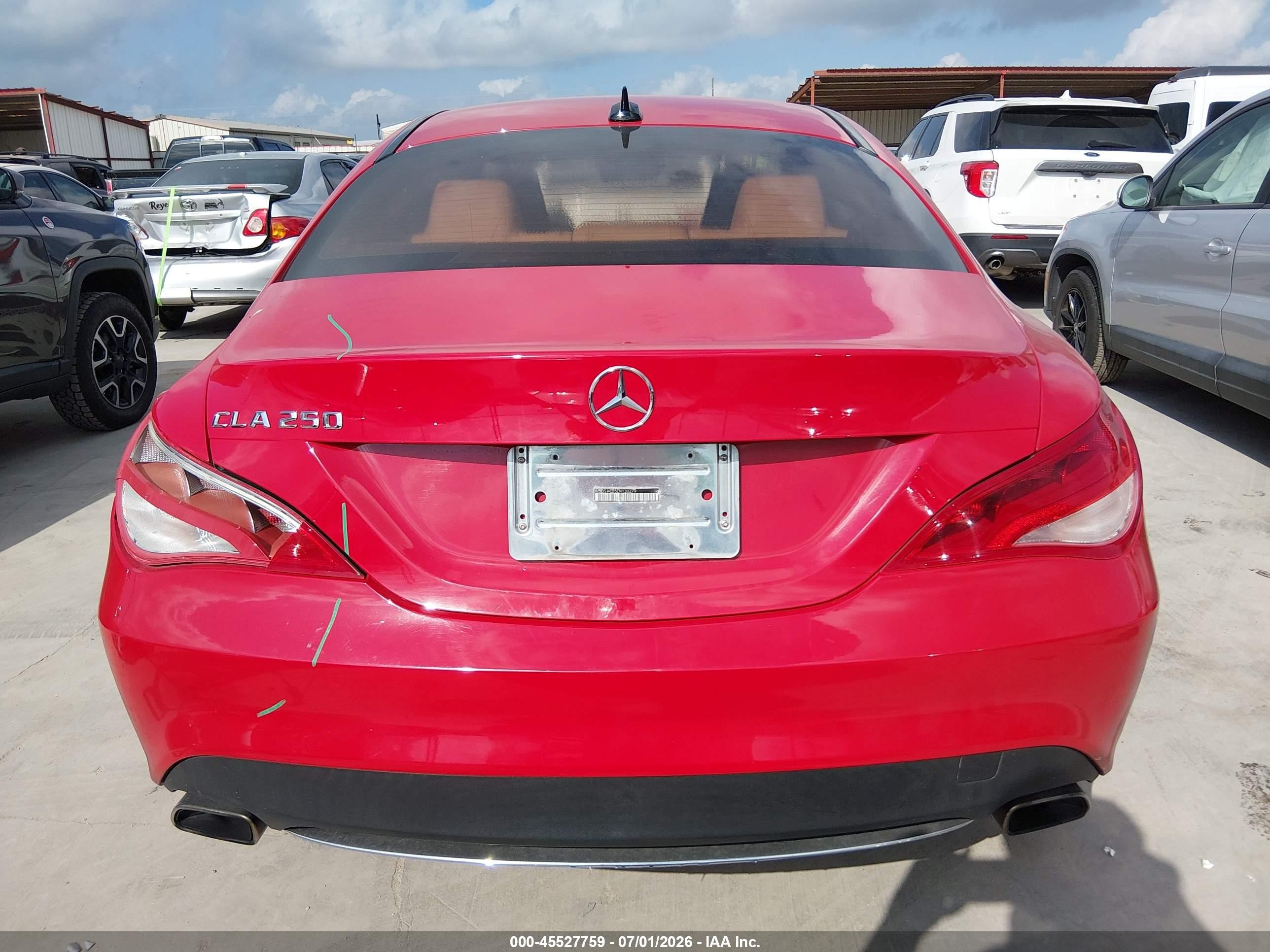 2014 Mercedes-benz Cla 250   Red vin: WDDSJ4EB5EN130279