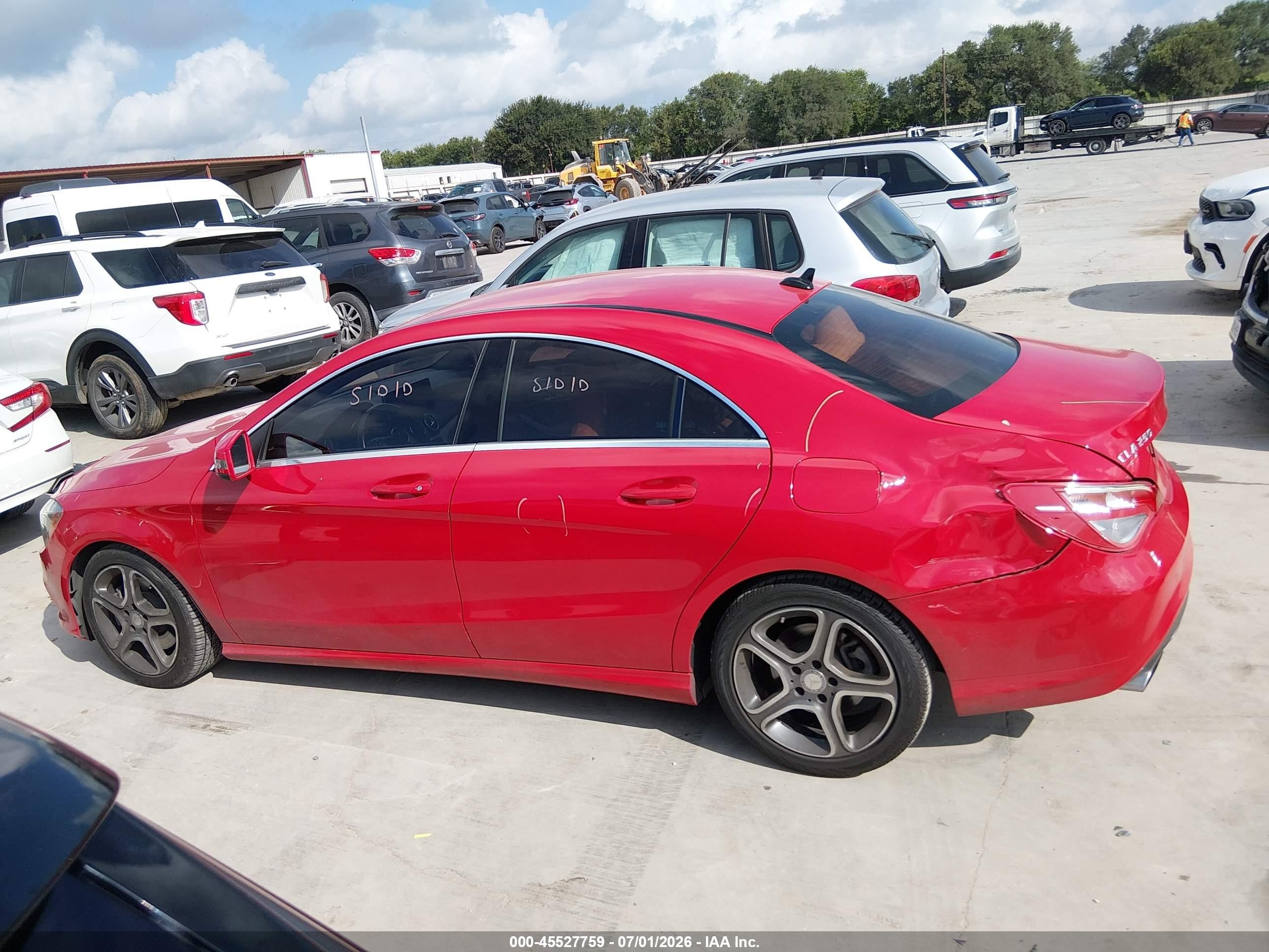 2014 Mercedes-benz Cla 250   Red vin: WDDSJ4EB5EN130279