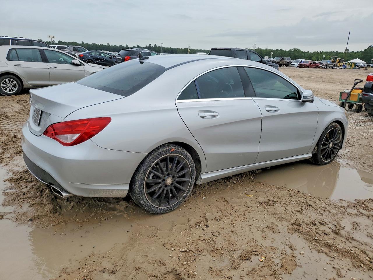 2014 Mercedes-benz Cla 250 Silver vin: WDDSJ4EB5EN152363