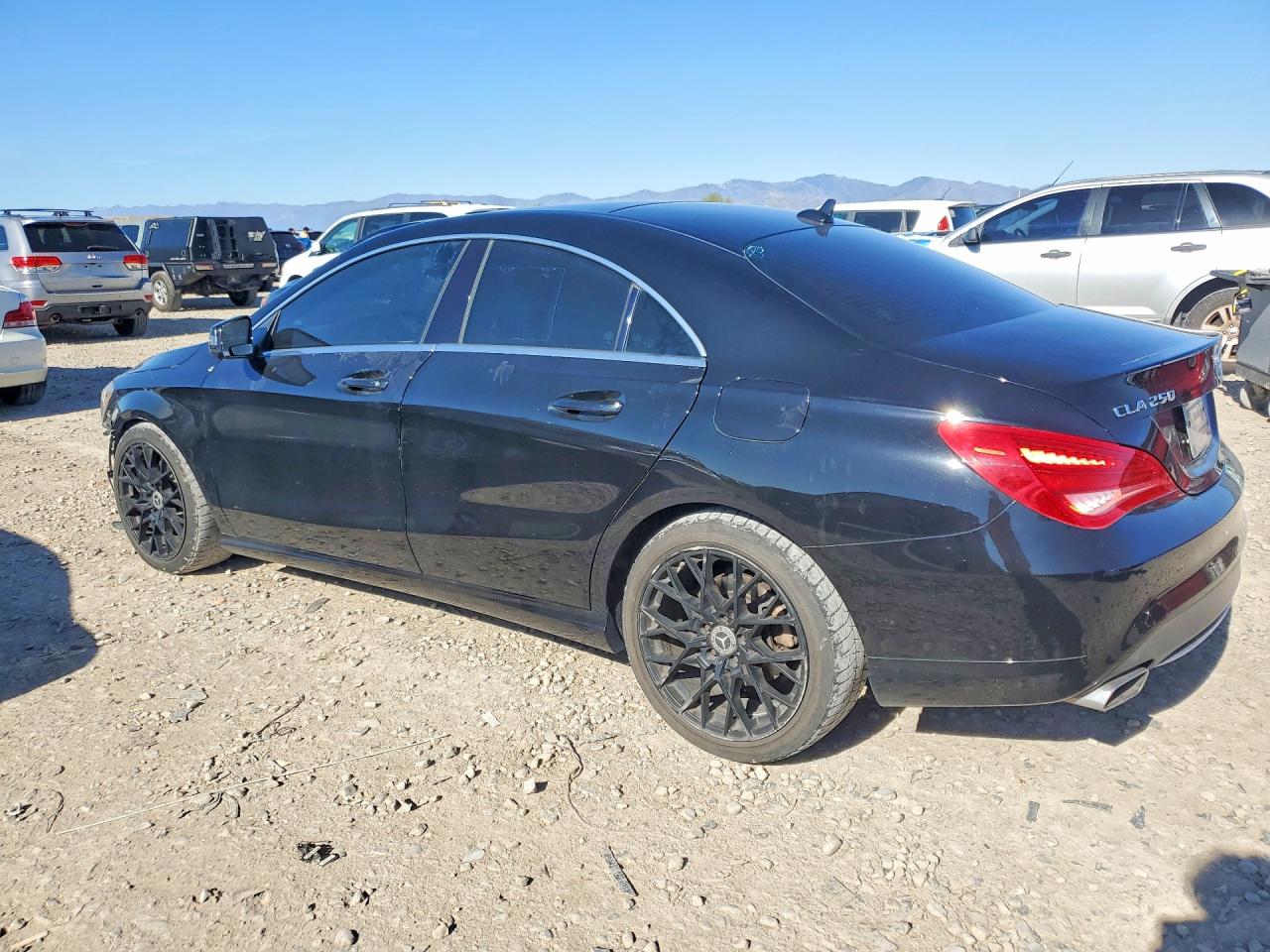 2014 Mercedes-benz Cla 250 Черный vin: WDDSJ4EB5EN160205